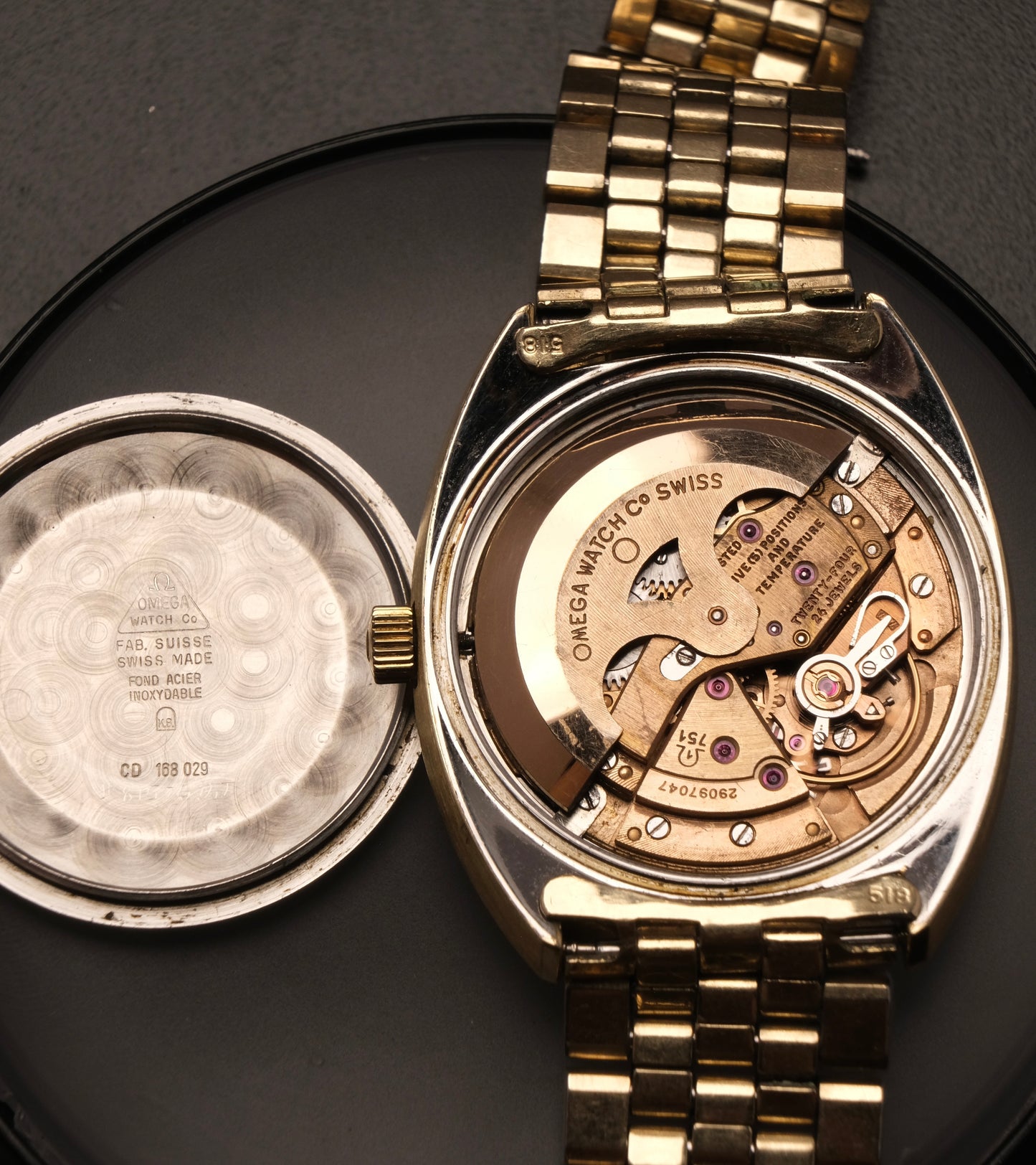 OMEGA Constellation C-shape Day-date Chronometer Linen Champagne Dial - 168.029