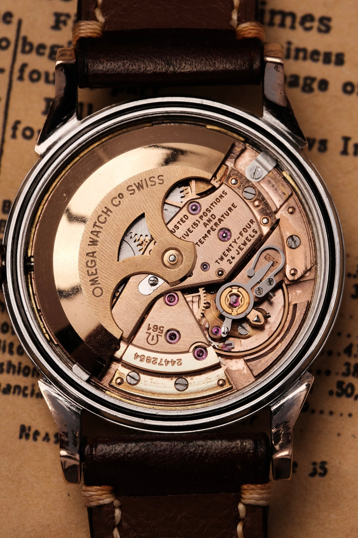 1966 OMEGA CONSTELLATION PIE PAN DOG LEG CROSS HAIR DIAL ROSE GOLD AUTOMATIC CHRONOMETER REF. 168.005