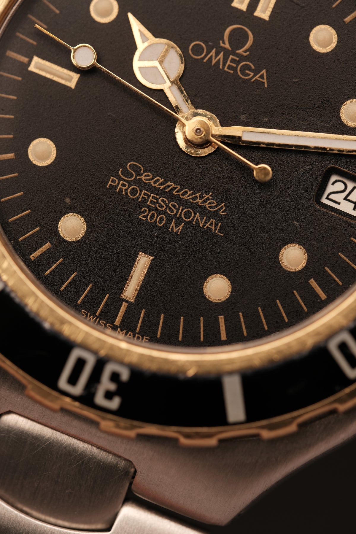 1991 Divers Omega Seamaster Two tone Professional 200m Quartz Vintage Pre Bond 36mm