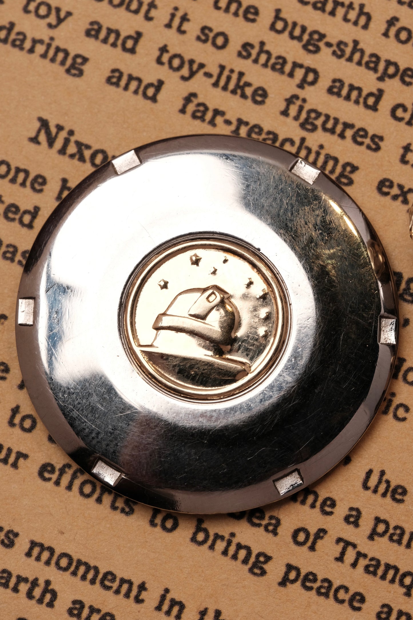 OMEGA CONSTELLATION DOG LEG GOLD AUTOMATIC CHRONOMETER REF. 168.005