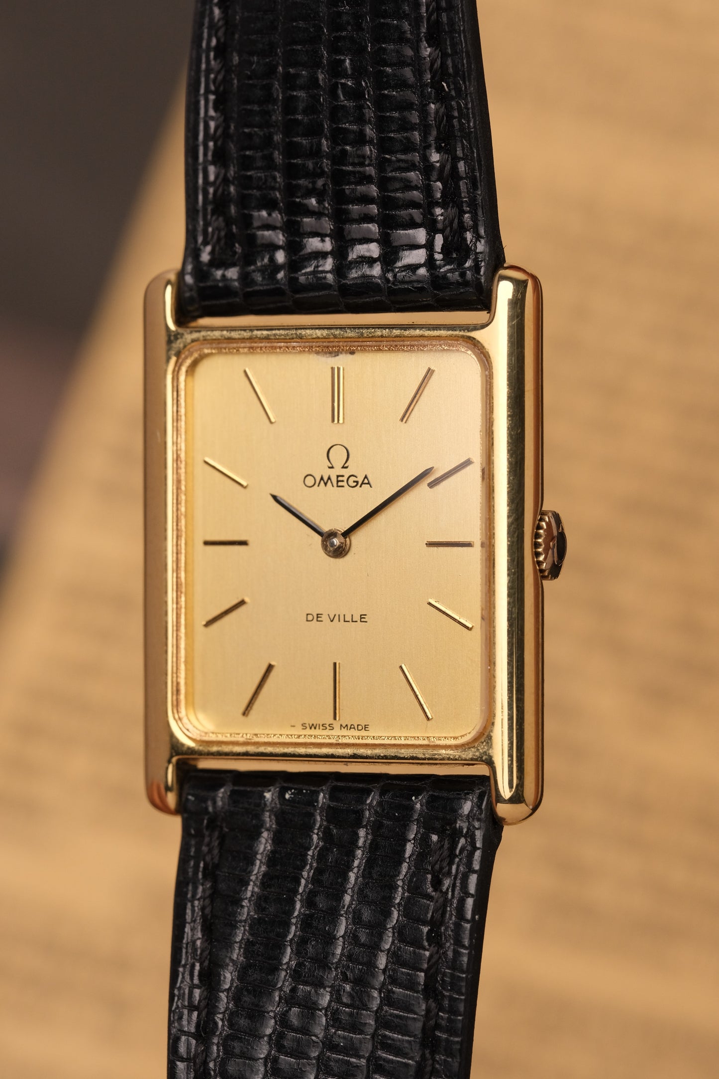 Vintage Tank OMEGA DE VILLE Manual Winding REF. 511.0404