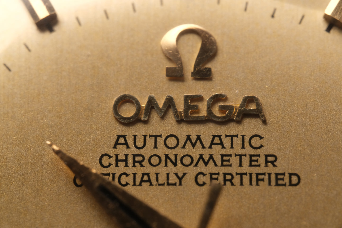 Vintage Omega Constellation Pie-Pan Gold capped with Gold dial 168.004 from 1966