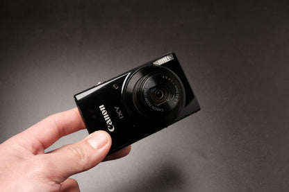 Canon Powershot CCD IXY 190 Digital Camera - Like New