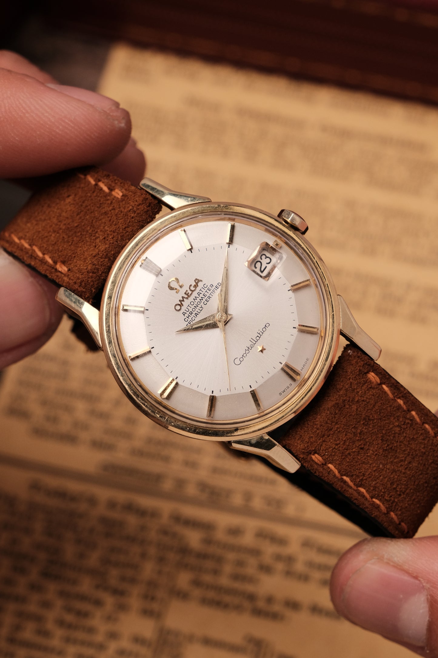 1966 OMEGA CONSTELLATION PIE PAN DOG LEG White Dial AUTOMATIC CHRONOMETER REF. 168.005