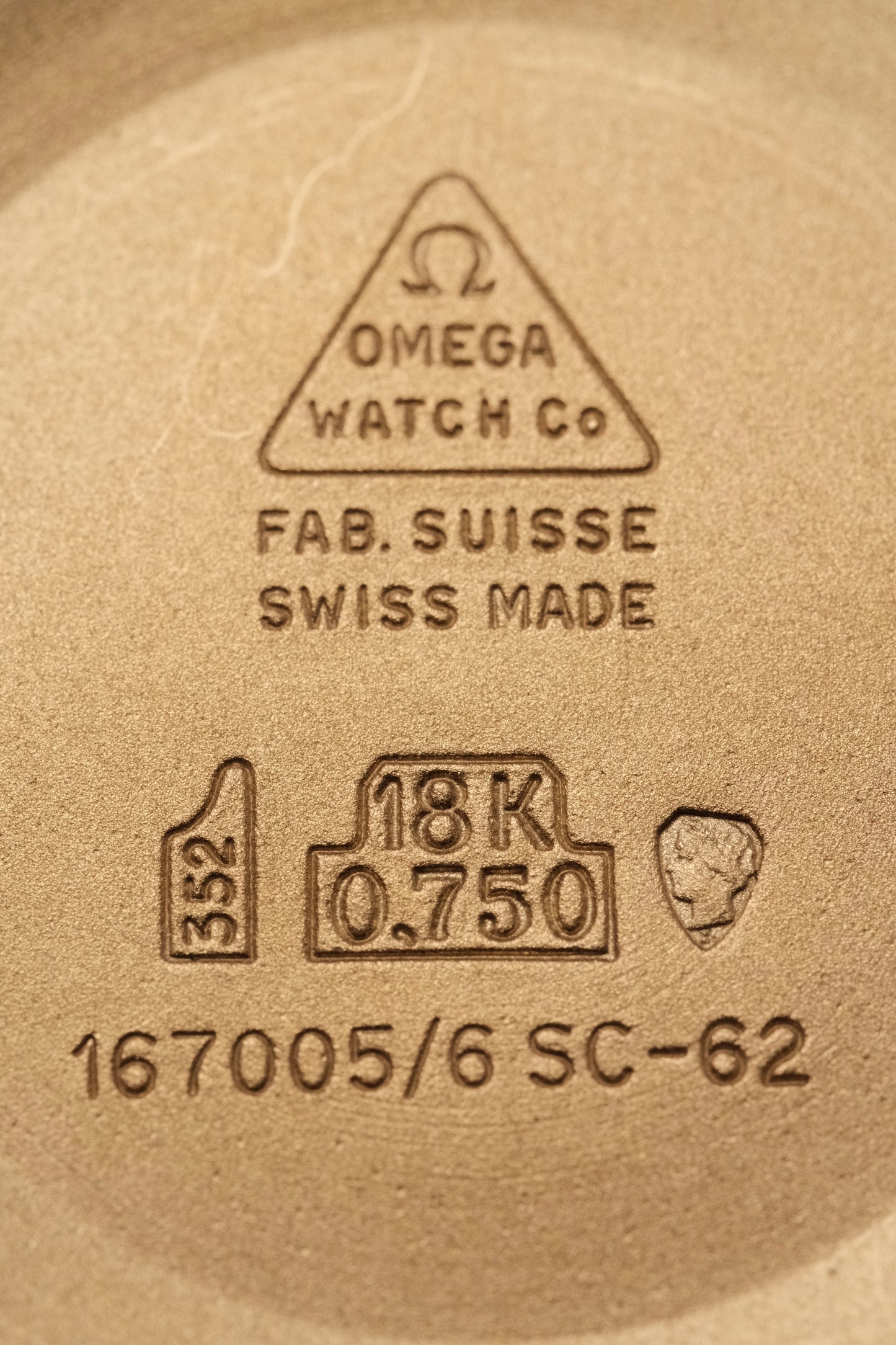 1962 18k Solid Gold 167.005 OMEGA CONSTELLATION PIE PAN DOG LEG White Dial AUTOMATIC CHRONOMETER