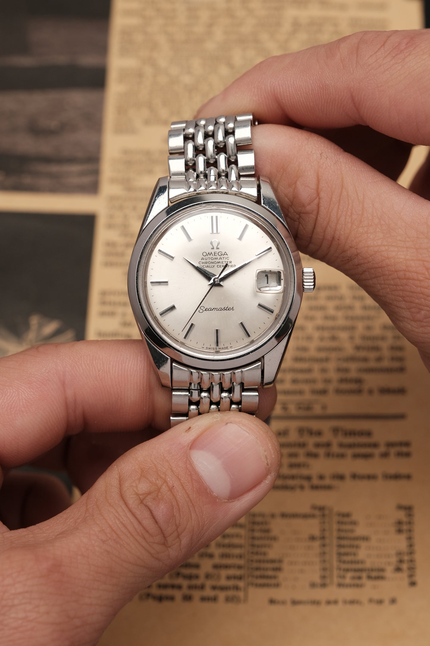 1969 Vintage Omega Seamaster Chronometer Certified Automatic 166.010
