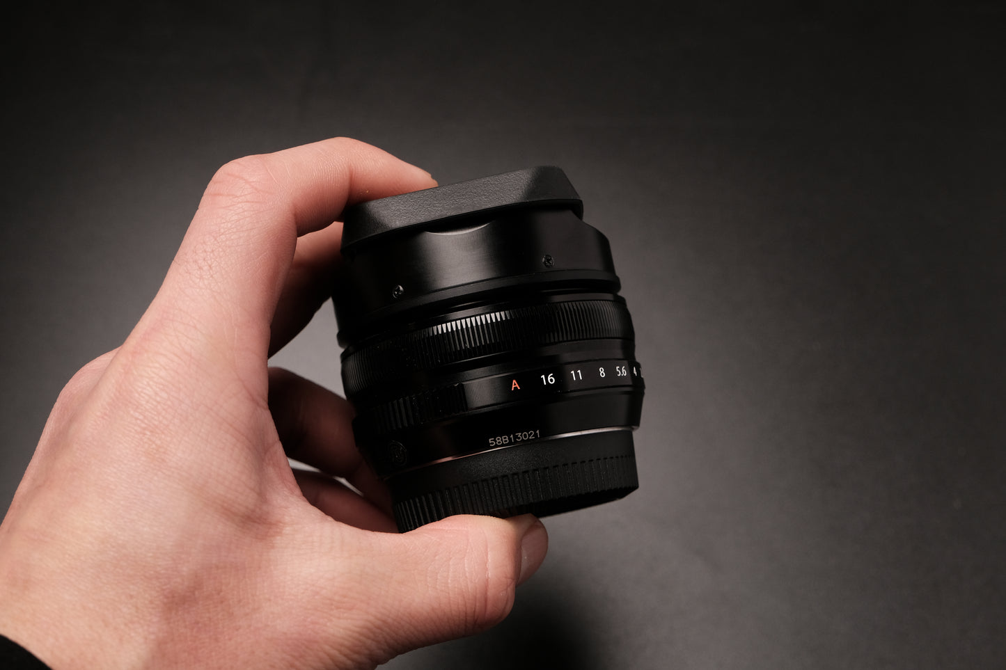 Fujifilm XF 18mm f/2.0 R Lens X Mount w Square Hood EXCELLENT!