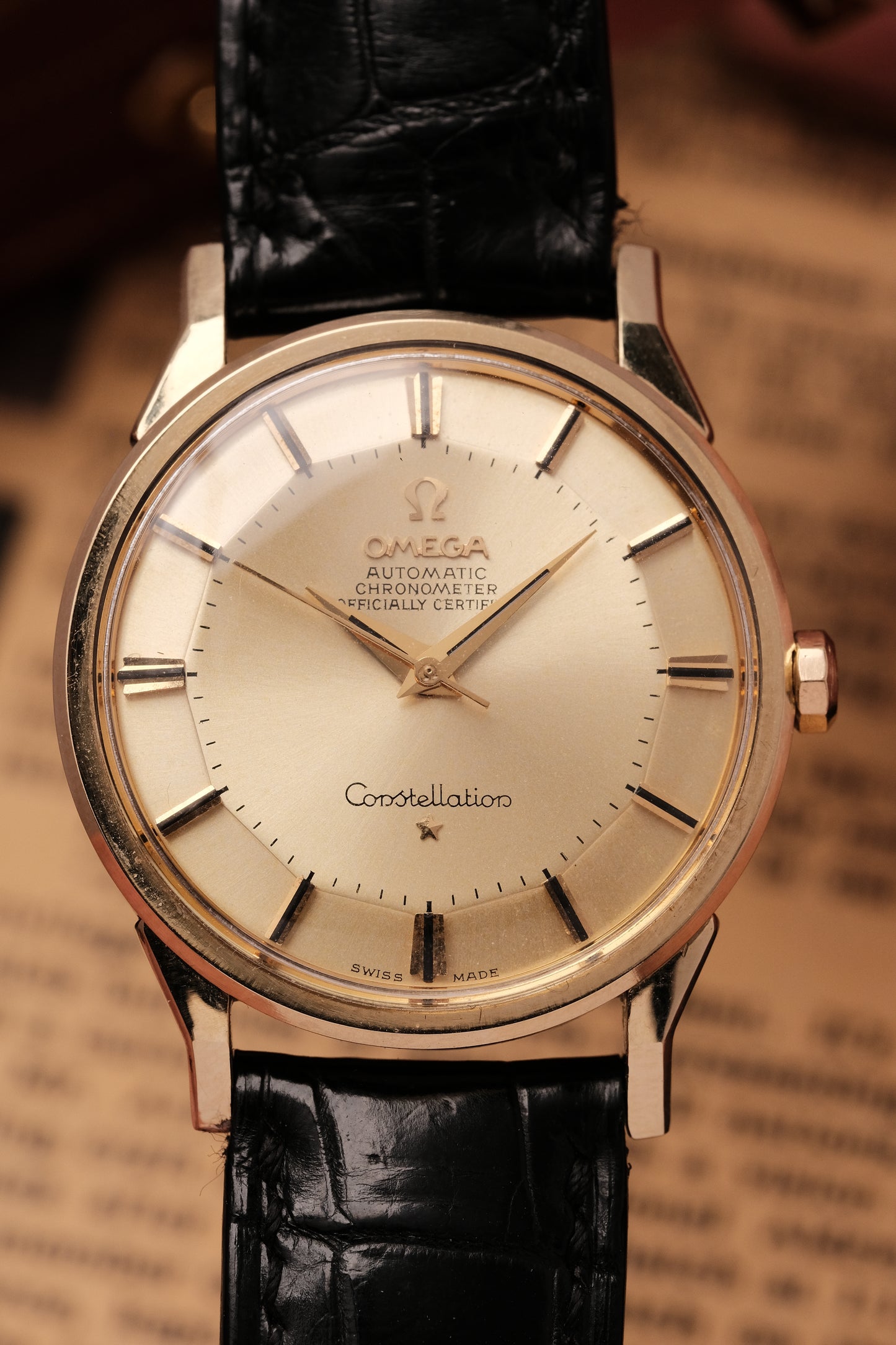 1964 OMEGA CONSTELLATION PIE PAN DOG LEG CHAMPAGNE Dial AUTOMATIC CHRONOMETER REF. 167.005