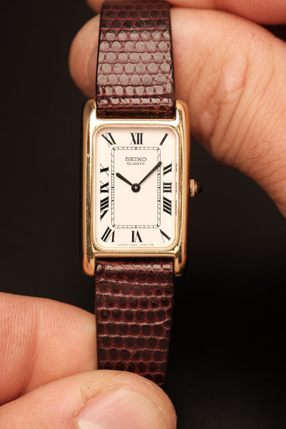 1981 Vintage Japan Mini Seiko Tank 2320-5630 (19x30mm)