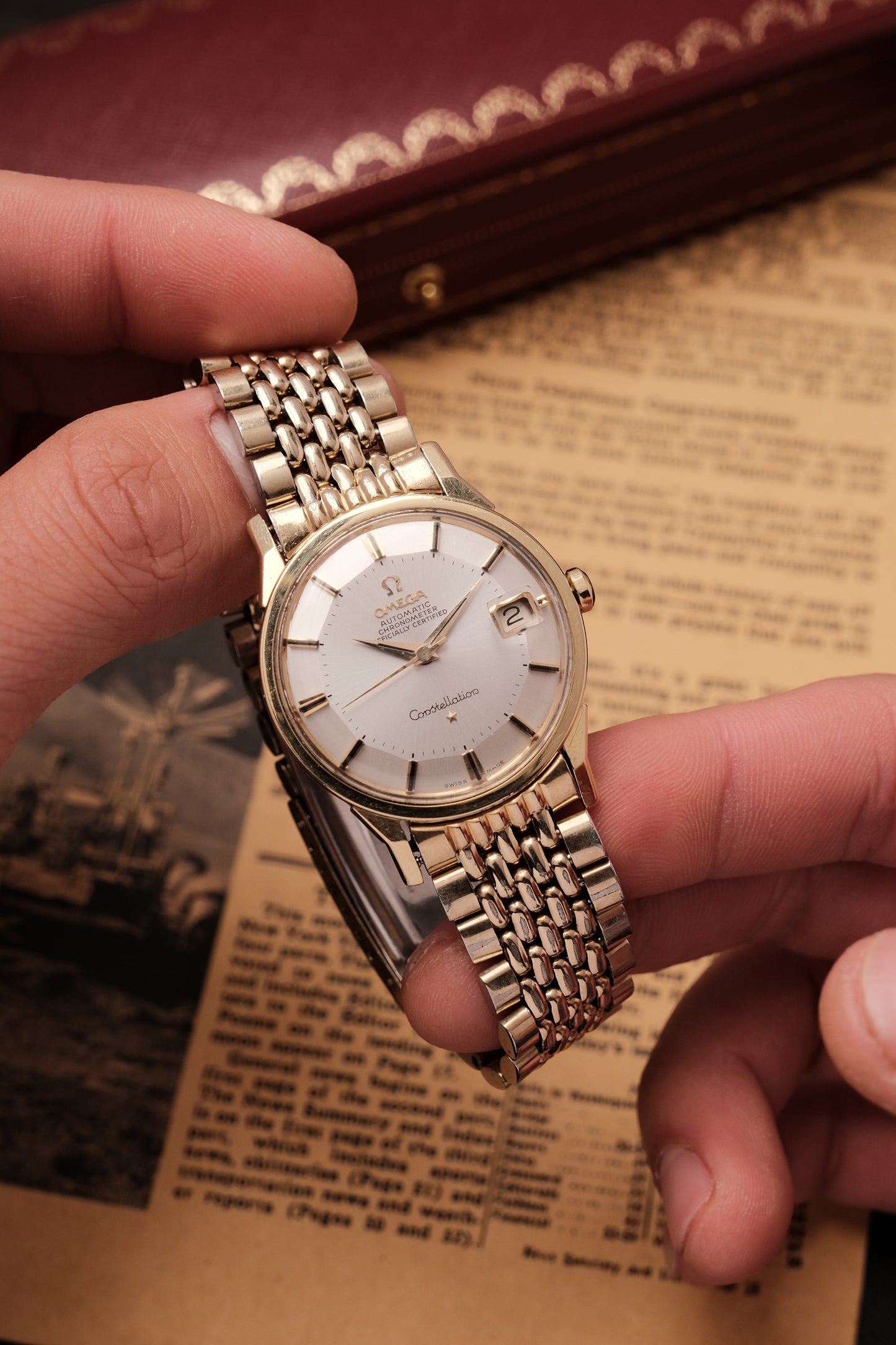 1962 OMEGA CONSTELLATION PIE PAN DOG LEG GOLD AUTOMATIC CHRONOMETER REF. 168.005