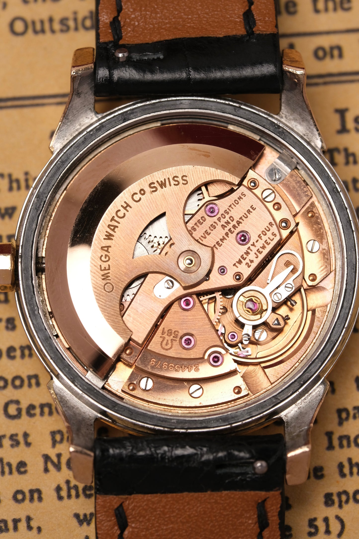 1966 OMEGA CONSTELLATION PIE PAN DOG LEG ROSE GOLD AUTOMATIC CHRONOMETER REF. 168.005