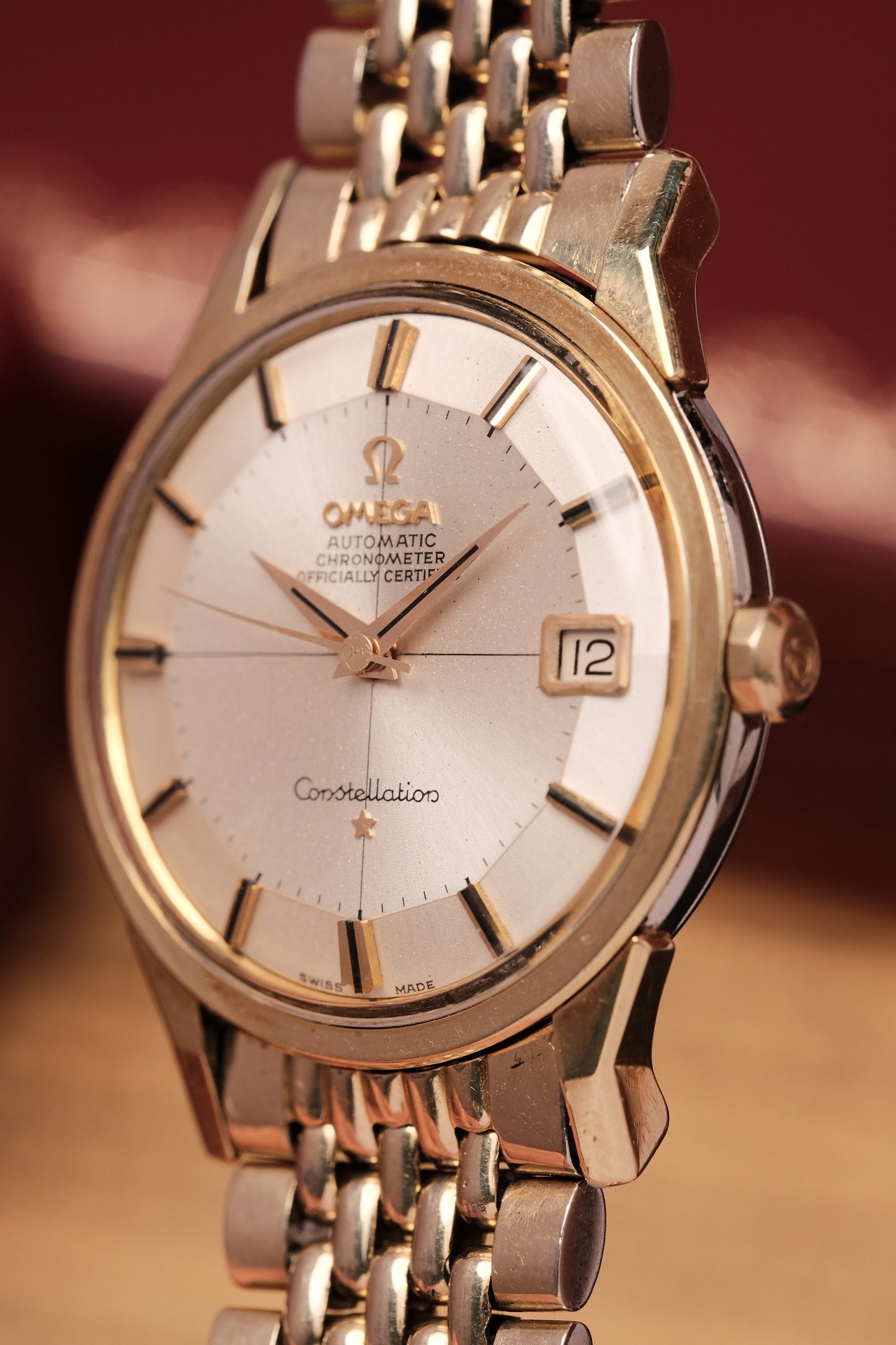 1966 OMEGA CONSTELLATION PIE PAN DOG LEG GOLD  CROSS HAIR DIAL AUTOMATIC CHRONOMETER REF. 14902-61 SC