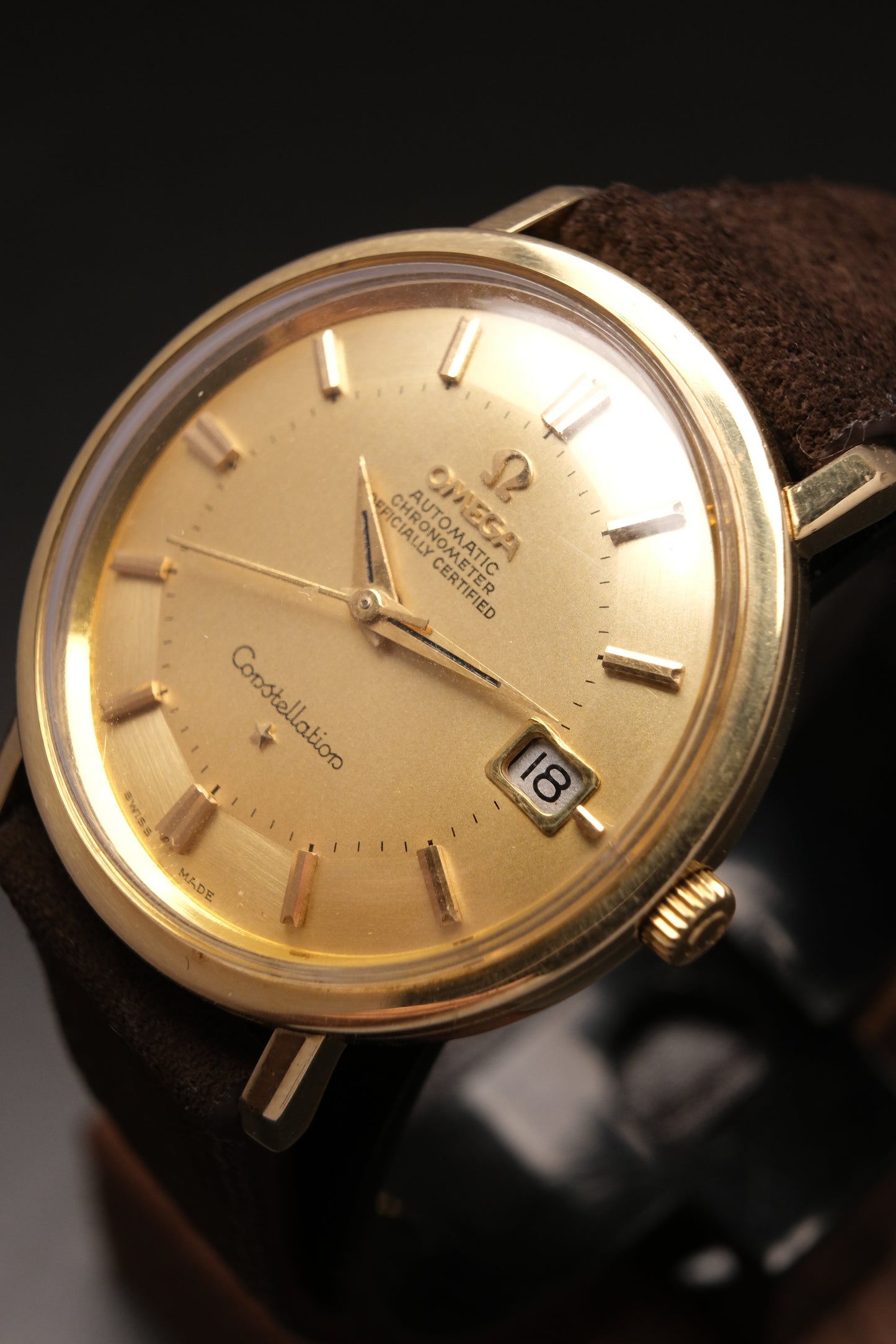 Vintage Omega Constellation Pie-Pan Gold capped with Gold dial 168.004 from 1966