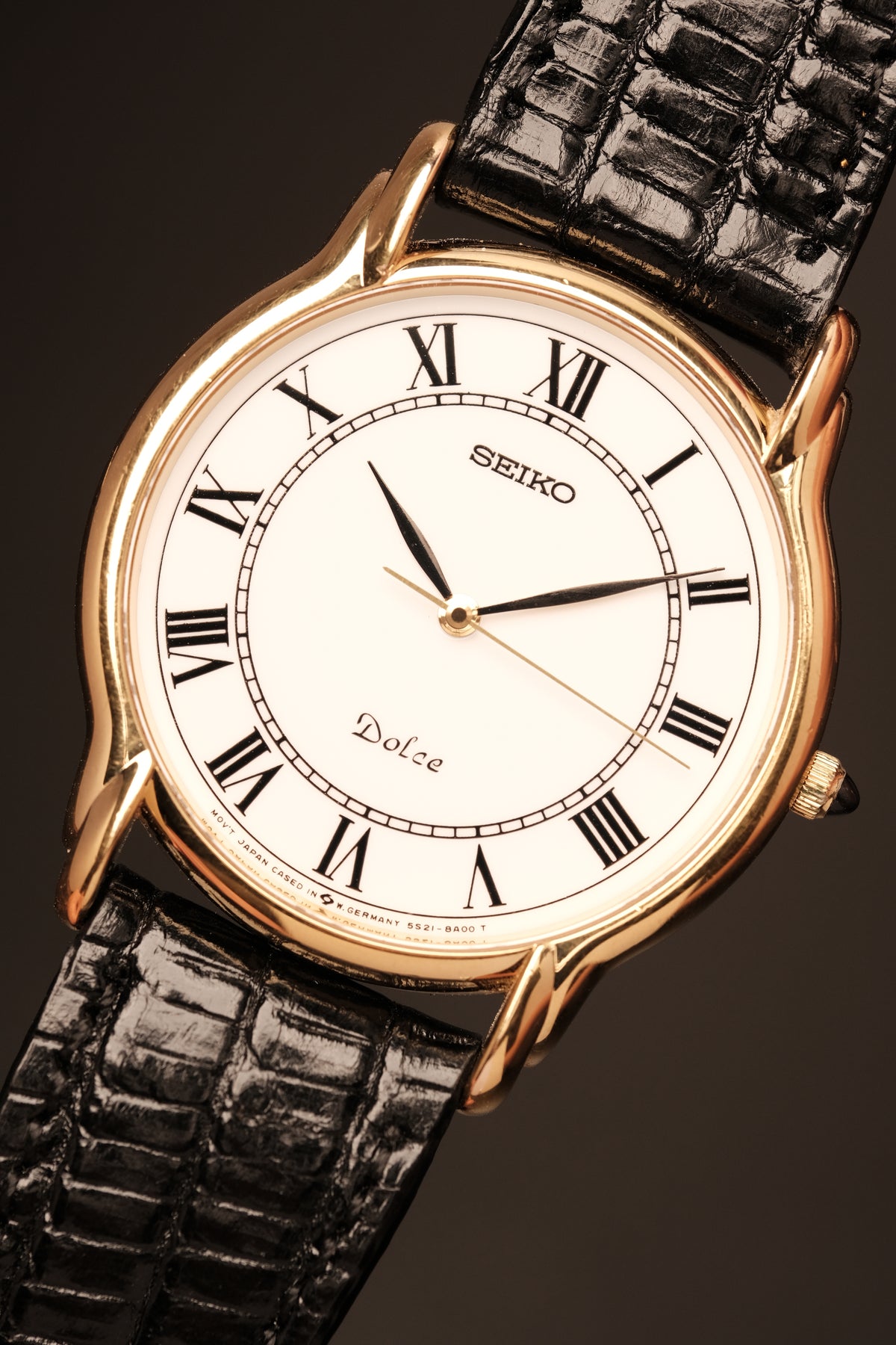 1989 Vintage  Seiko Dolce reference 5S21-8A00 Sweeping Hand 34MM
