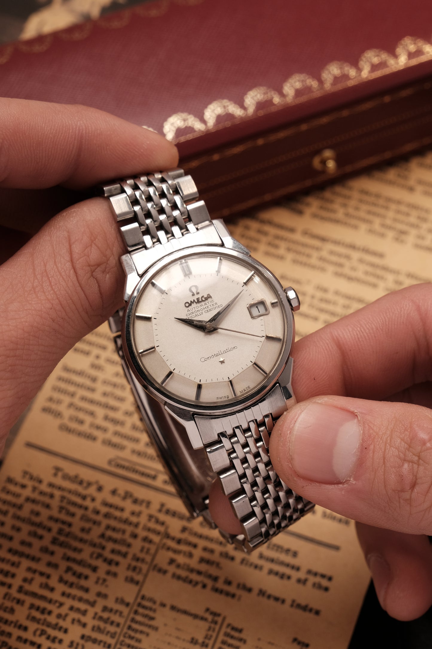 1966 OMEGA CONSTELLATION PIE PAN DOG LEG AUTOMATIC CHRONOMETER REF. 168.005