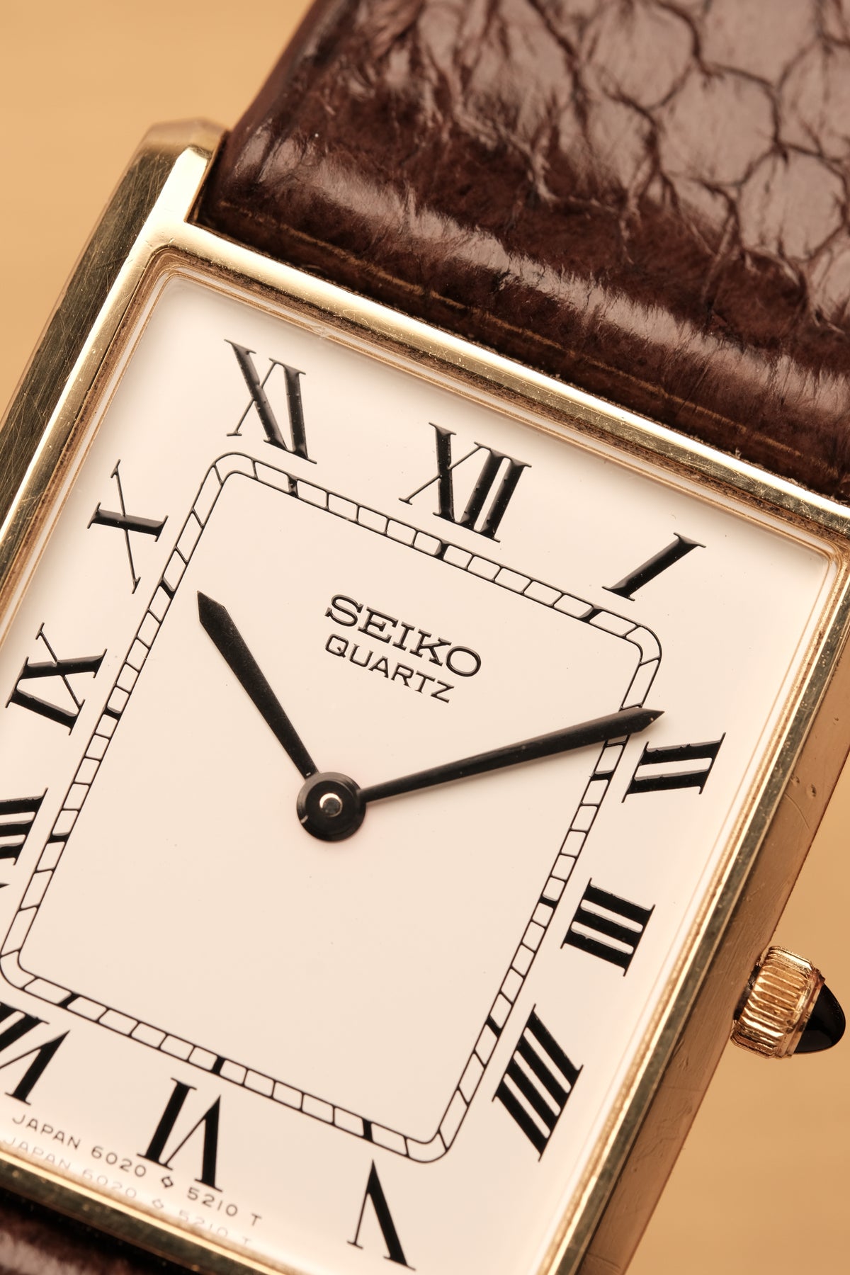 Vintage Japanese Classic Seiko Tank 6020-5050 White Dial Roman numerals (25x32mm)