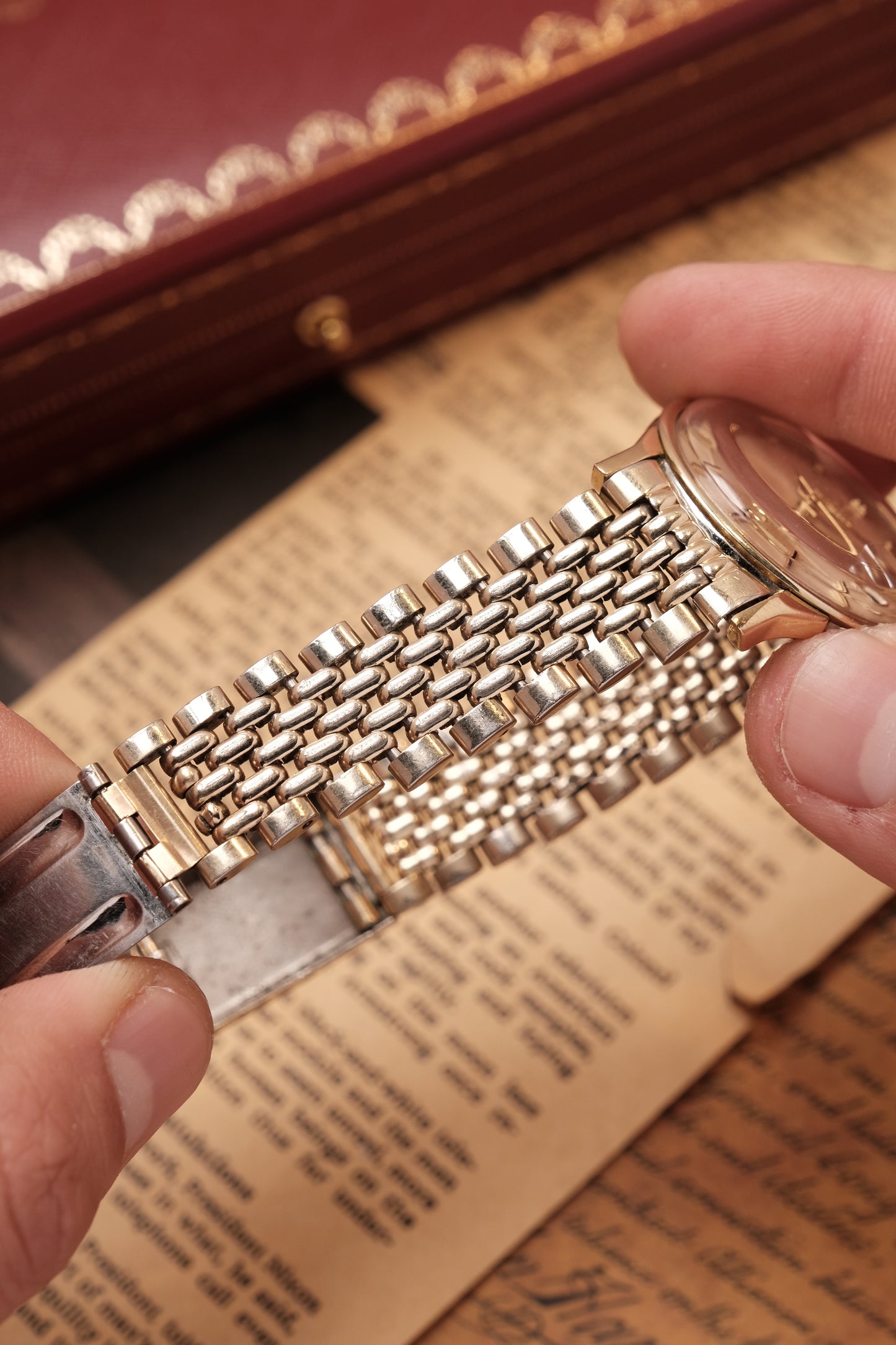 OMEGA CONSTELLATION PIE PAN DOG LEG GOLD AUTOMATIC CHRONOMETER REF. 168.005 (MOD CASE BACK)