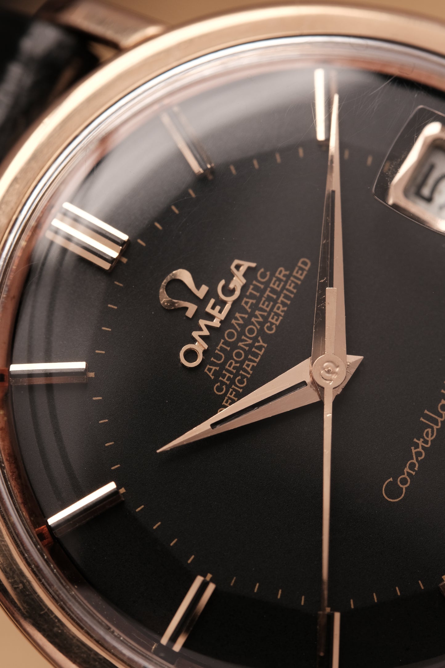 1966 OMEGA CONSTELLATION PIE PAN  Black Dial Rose Gold AUTOMATIC CHRONOMETER REF. 168.004