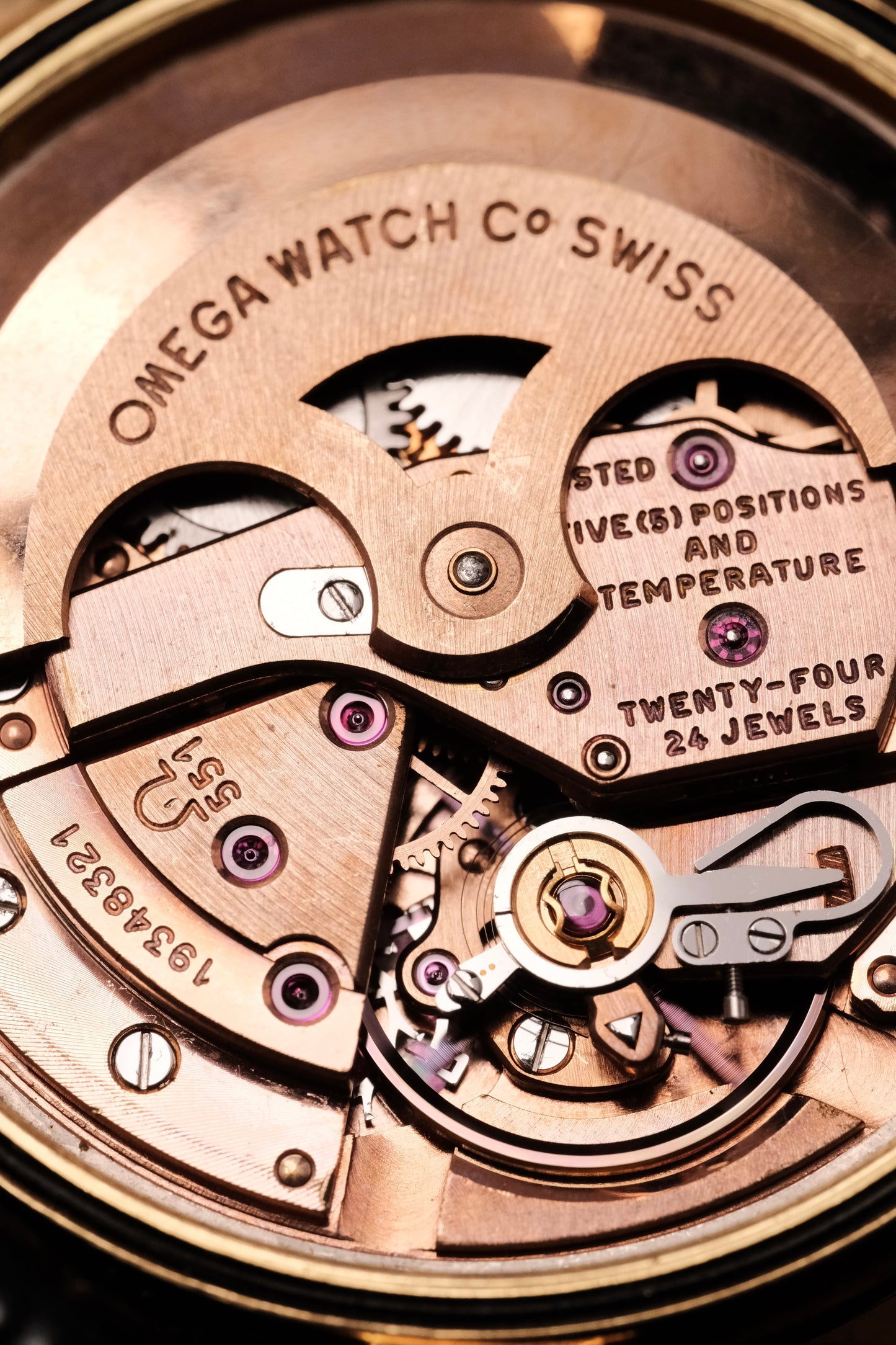 1962 18k Solid Gold 167.005 OMEGA CONSTELLATION PIE PAN DOG LEG White Dial AUTOMATIC CHRONOMETER