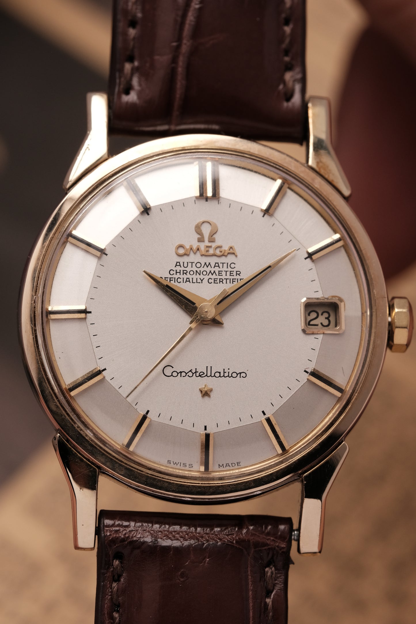 1966 OMEGA CONSTELLATION PIE PAN DOG LEG White Dial AUTOMATIC CHRONOMETER REF. 168.005