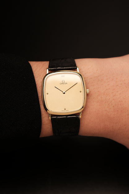Vintage Omega De Ville Square (30x30mm) Quartz Ref. 195.0077