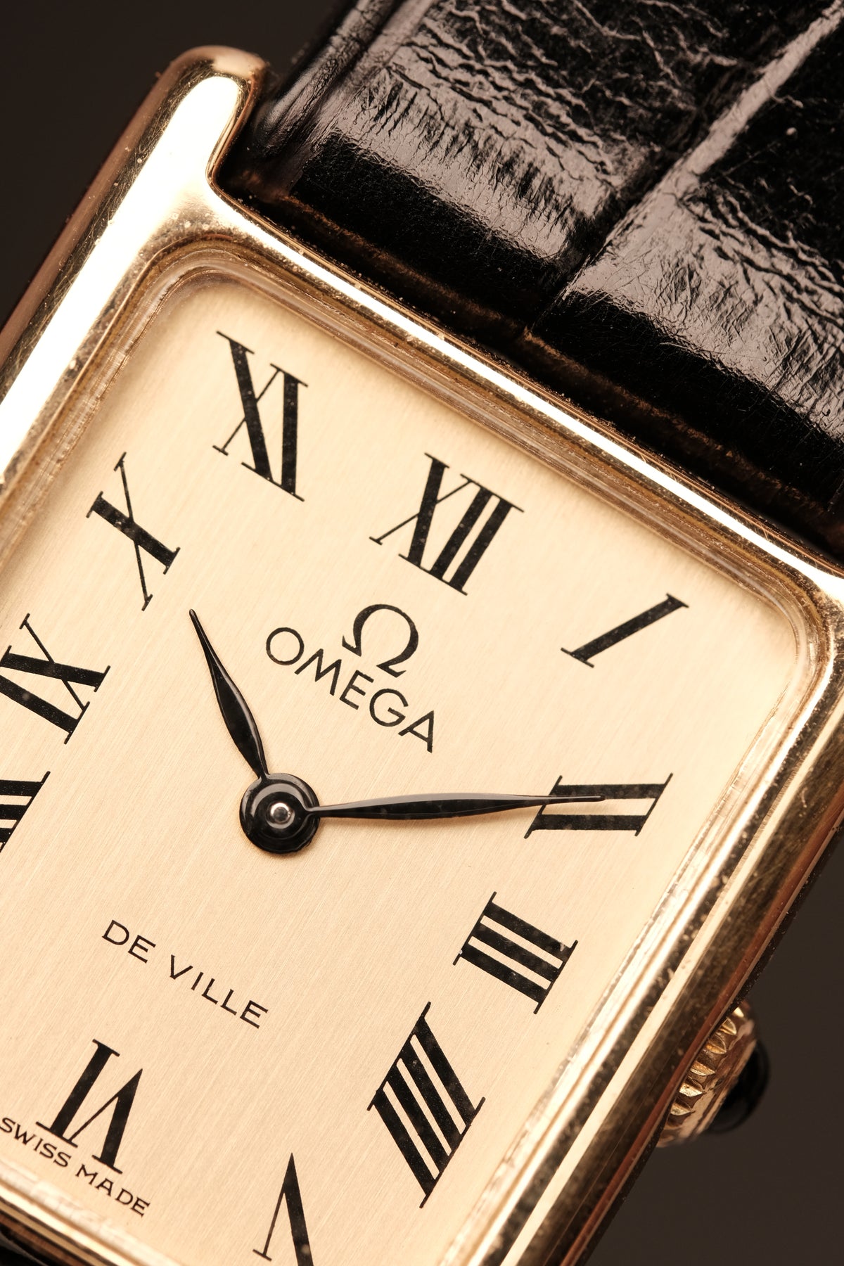 Vintage Tank OMEGA DE VILLE Roman Dial (25x31mm) Hand Windding Ref.5110404 + BOX