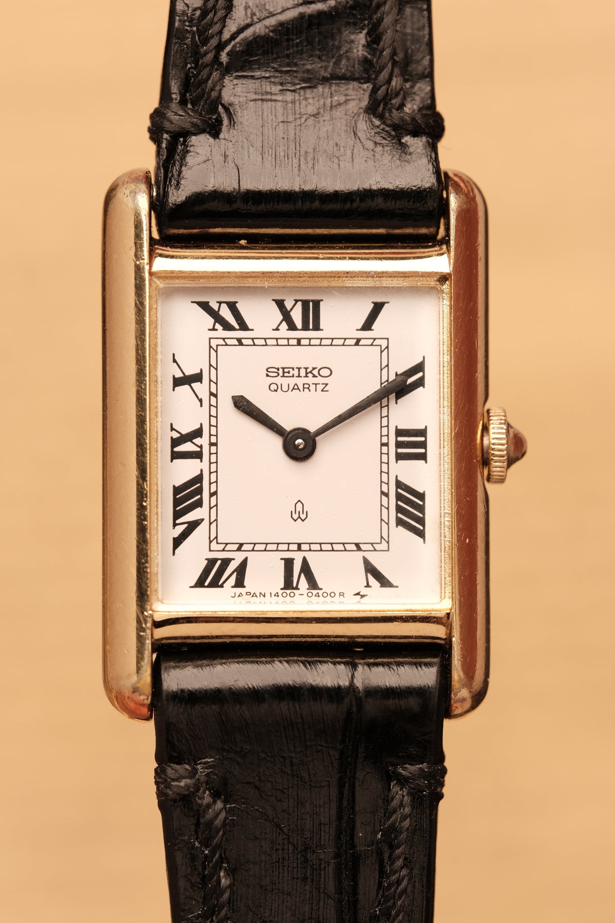 Vintage Japanese Classic Mini Seiko Tank 1400-0400 White Dial Roman numerals (17x25mm)