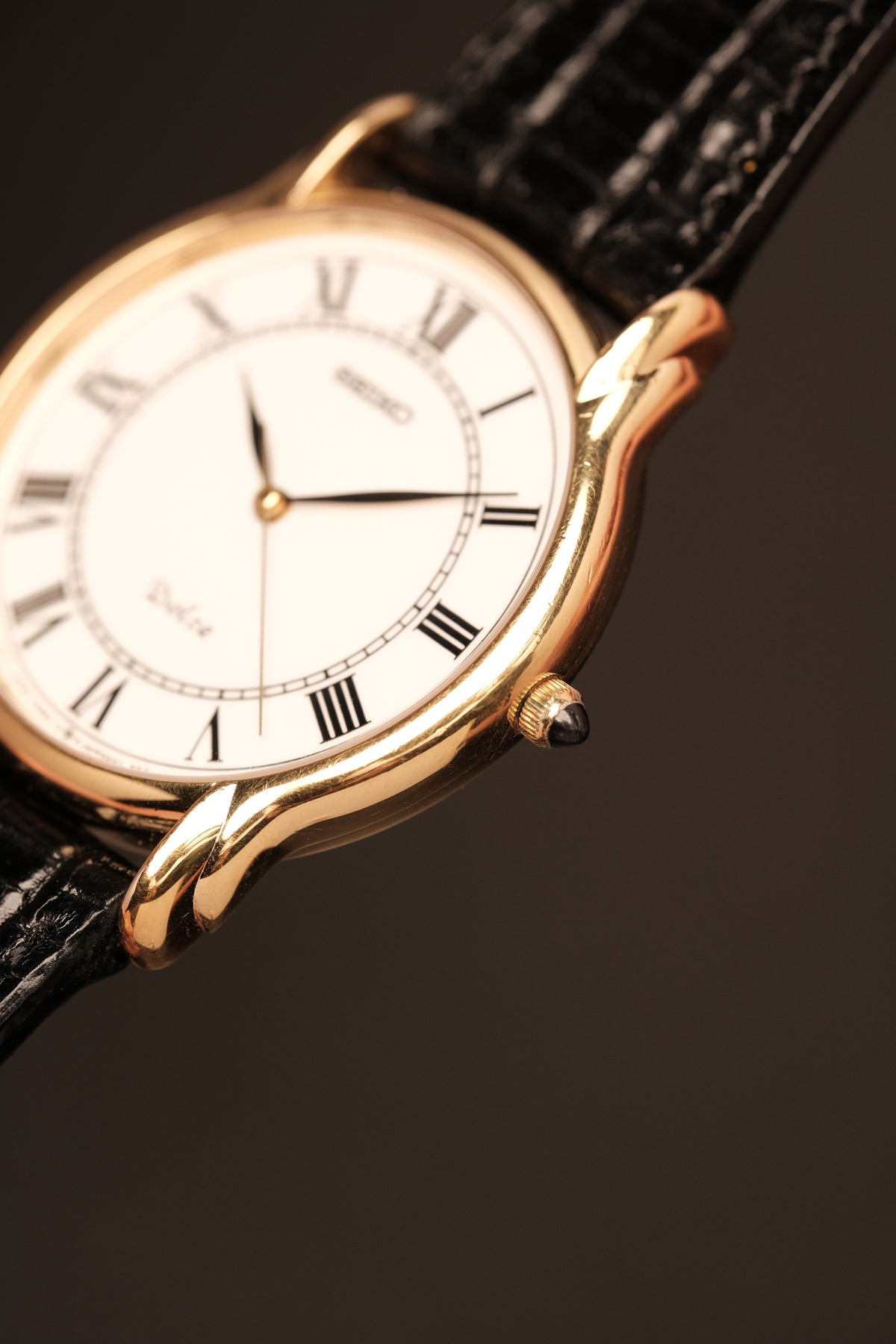 1989 Vintage  Seiko Dolce reference 5S21-8A00 Sweeping Hand 34MM