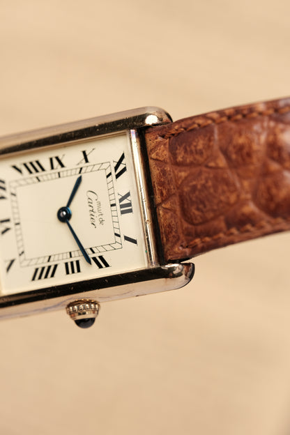 CARTIER MUST DE TANK VERMEIL (LM 23x31mm) ROMAN DIAL QUARTZ Ref.590005