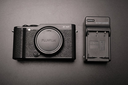 Fujifilm X-M1 Compact Digital Camera Used Condition X-trans1 Sensor
