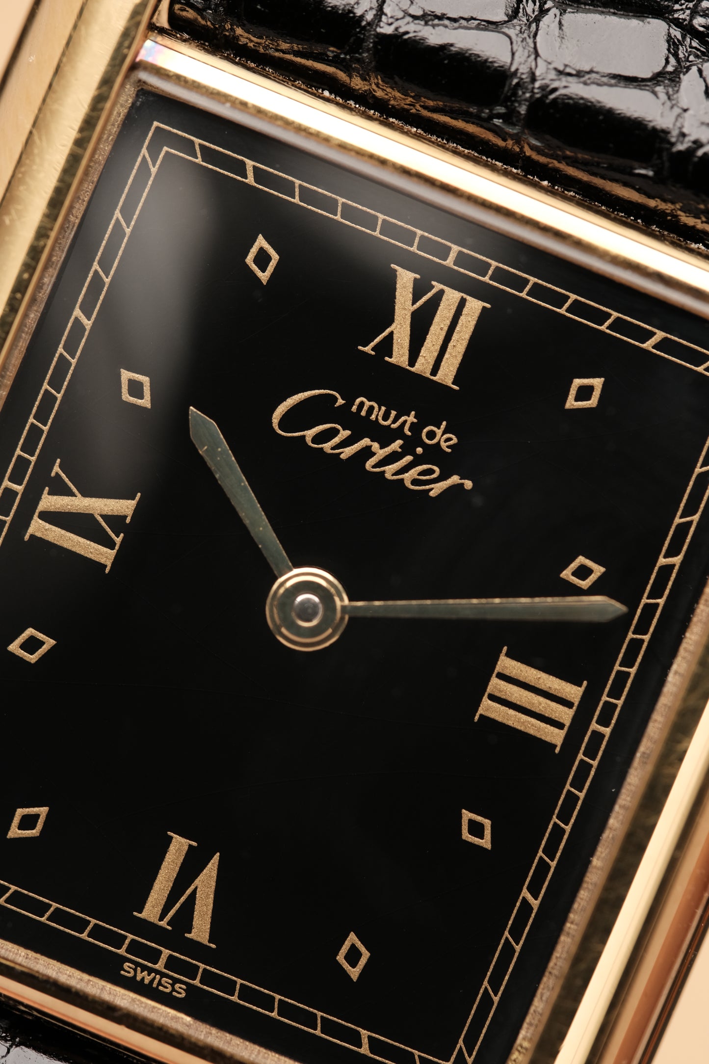 CARTIER MUST DE TANK VERMEIL (LM 23x31mm)Black Glossy Art Deco Dial 1990s Ref. 590005