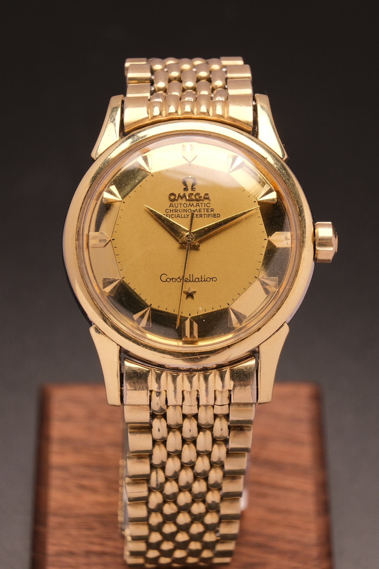 OMEGA Constellation Delux 12-sided pie pan Ref.14381