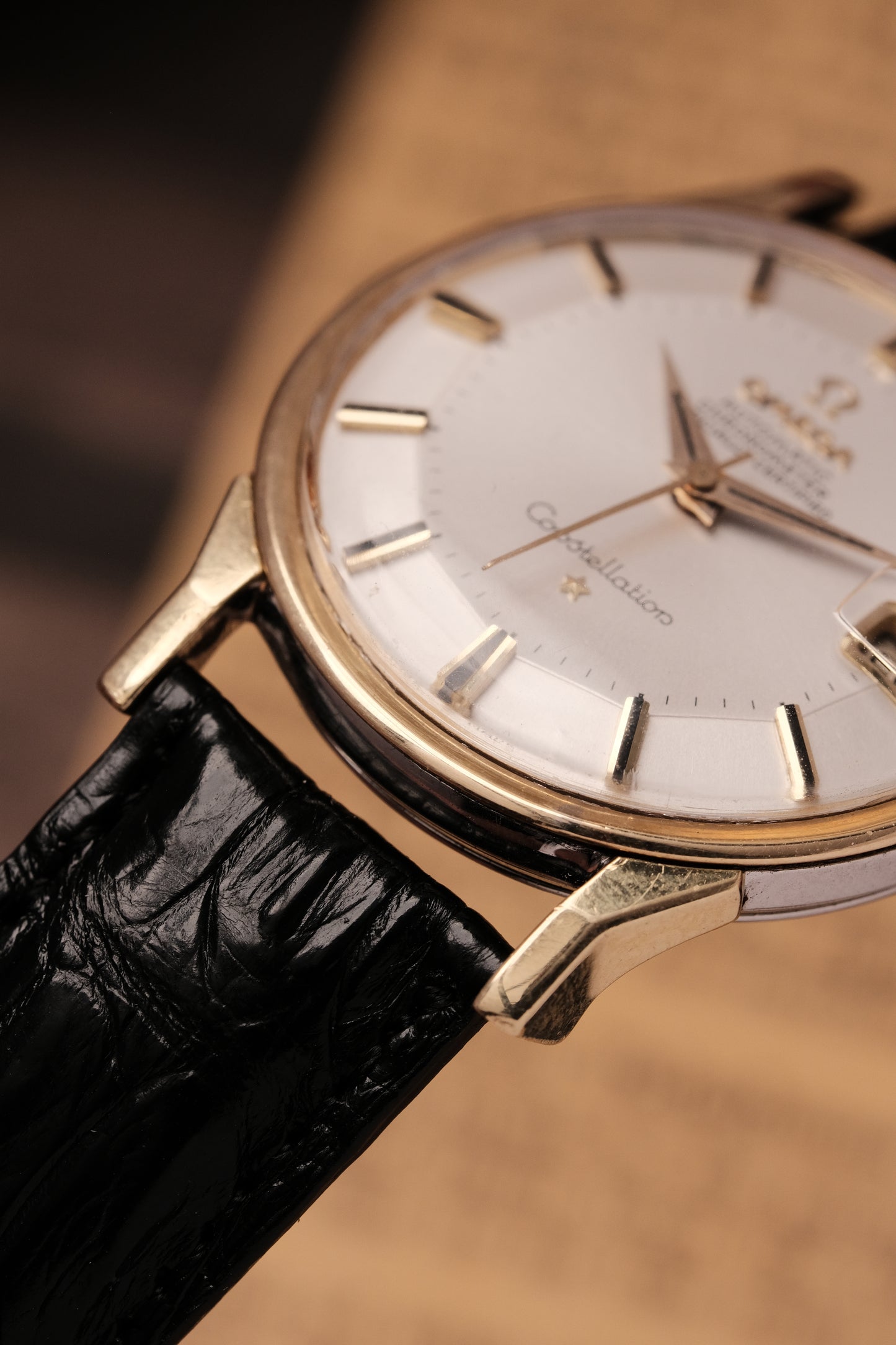 1967 OMEGA CONSTELLATION PIE PAN DOG LEG White Dial AUTOMATIC CHRONOMETER REF. 168.005