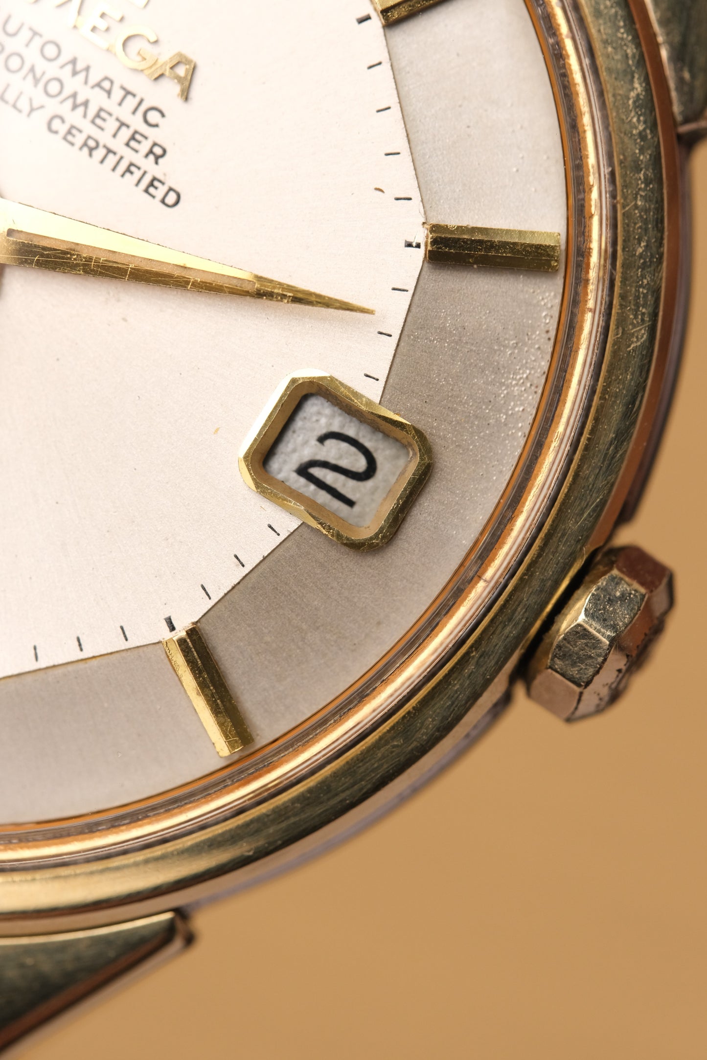 1966 OMEGA CONSTELLATION PIE PAN DOG LEG White Dial AUTOMATIC CHRONOMETER REF. 168.005