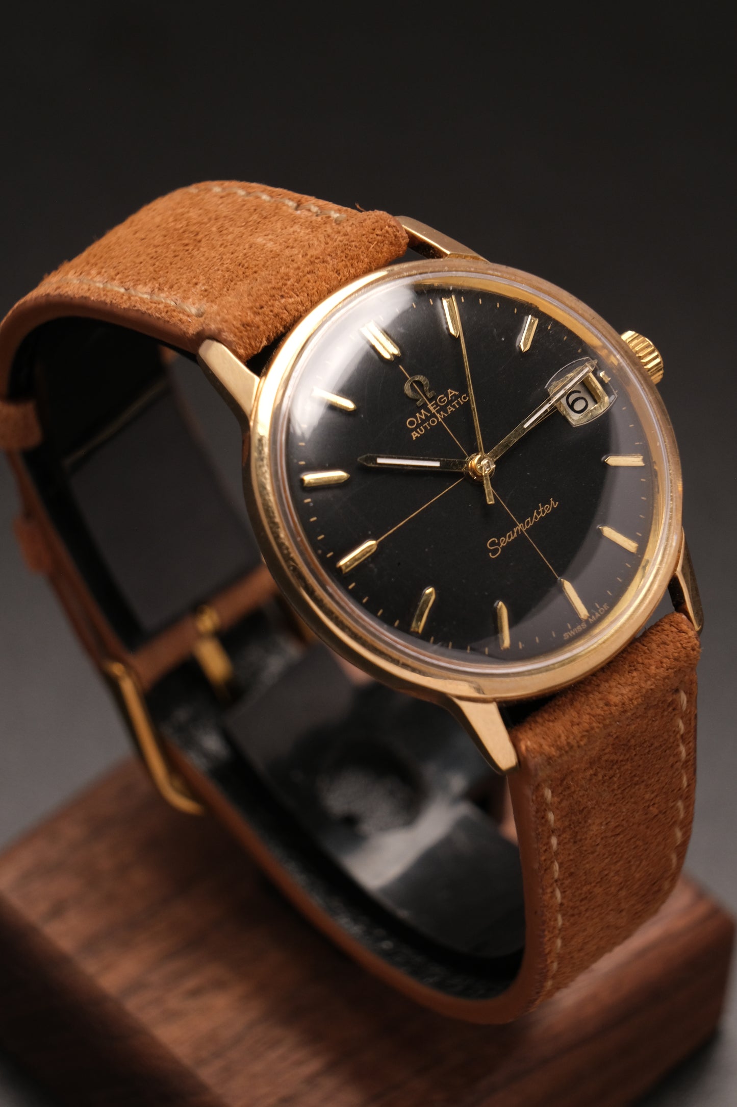 Vintage OMEGA SEAMASTER Black Cross Dial Gold  AUTOMATIC 166.002