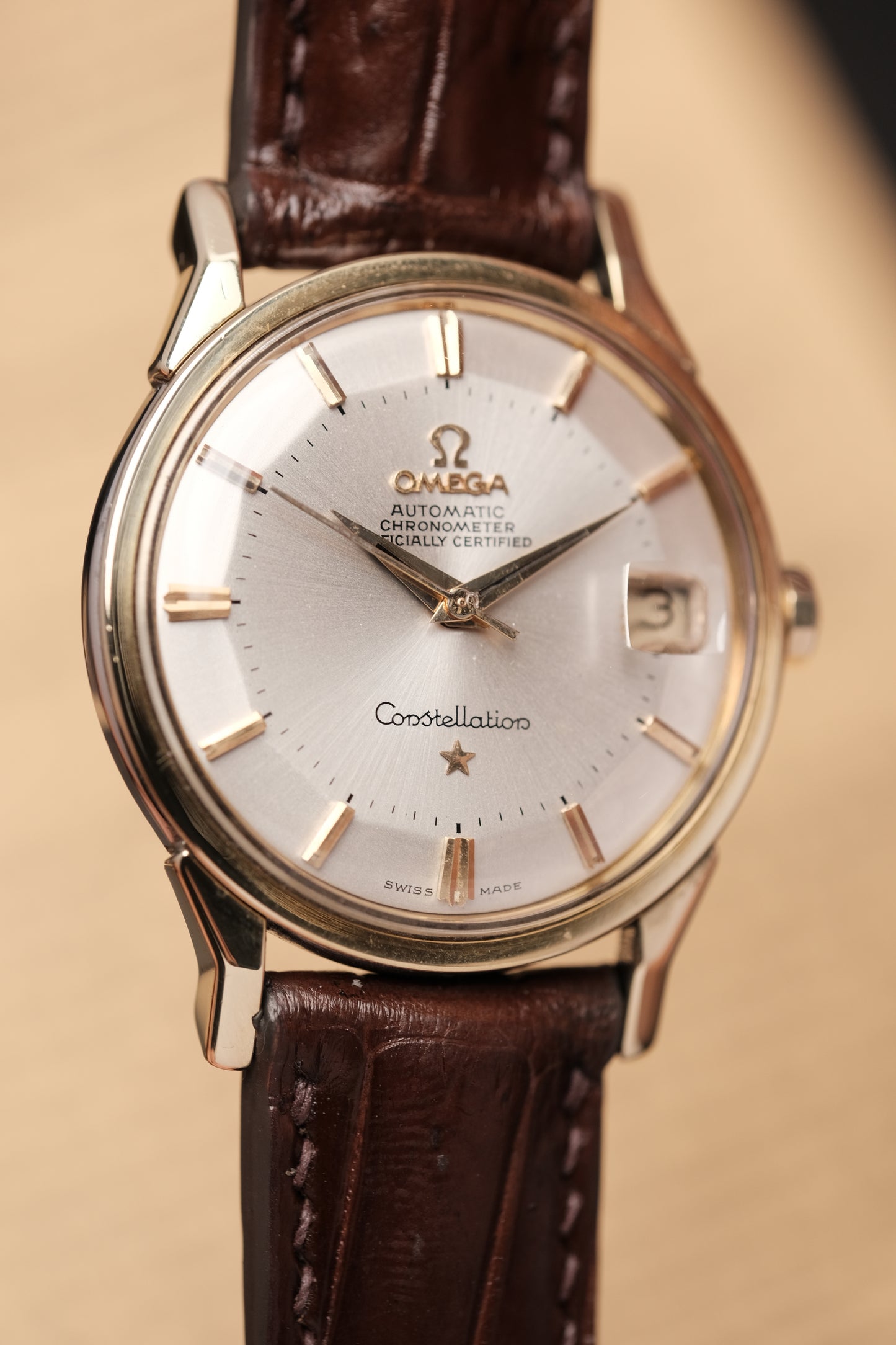 1966 OMEGA CONSTELLATION PIE PAN DOG LEG White Dial AUTOMATIC CHRONOMETER REF. 168.005