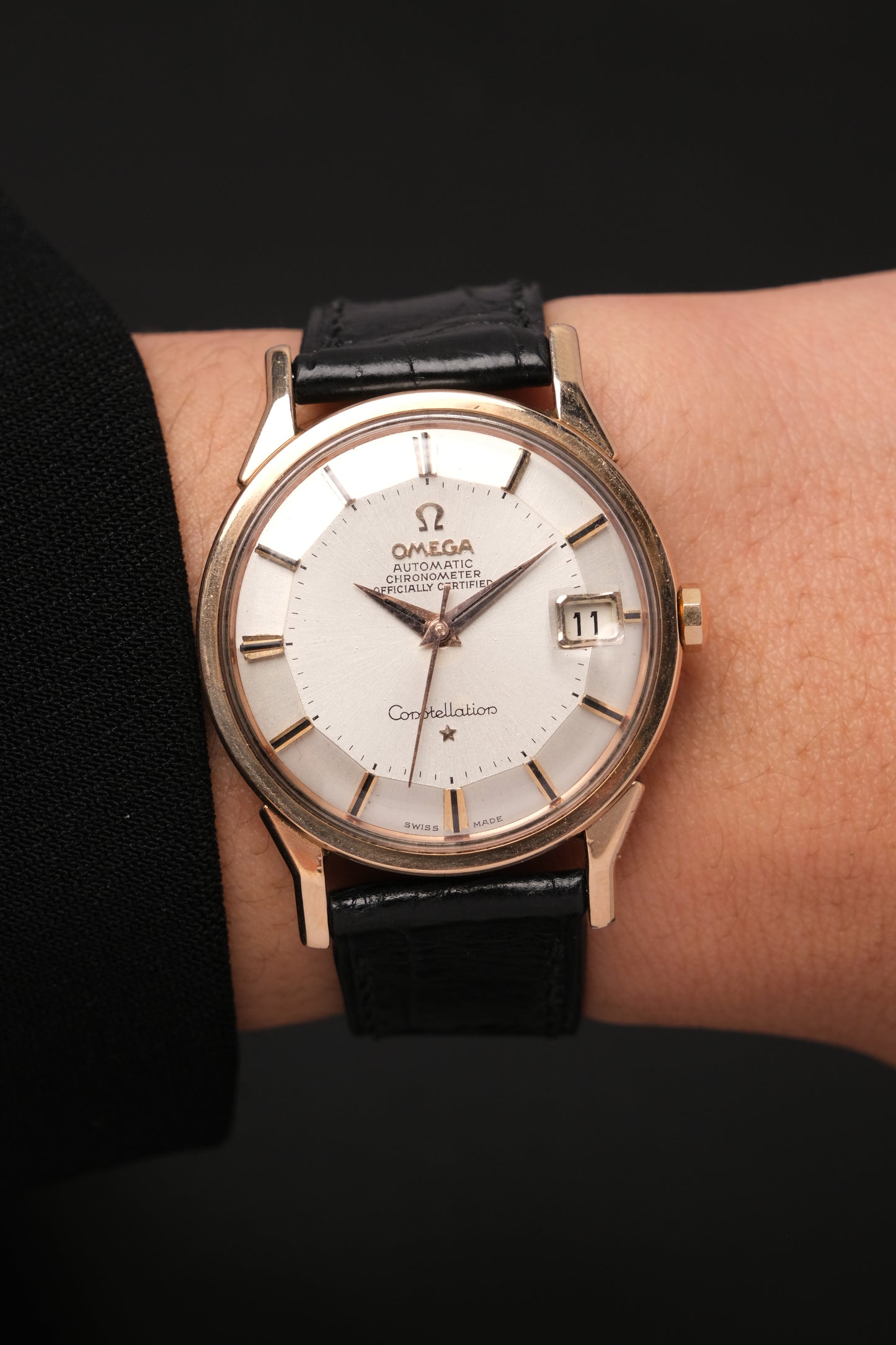1966 OMEGA CONSTELLATION PIE PAN DOG LEG ROSE GOLD AUTOMATIC CHRONOMETER REF. 168.005