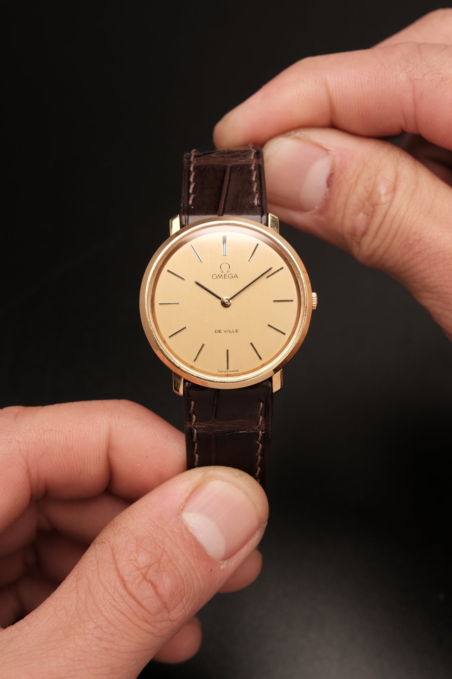 1970's OMEGA De Ville 111.0107 Cal.625 Gold Manual Winding Vintage