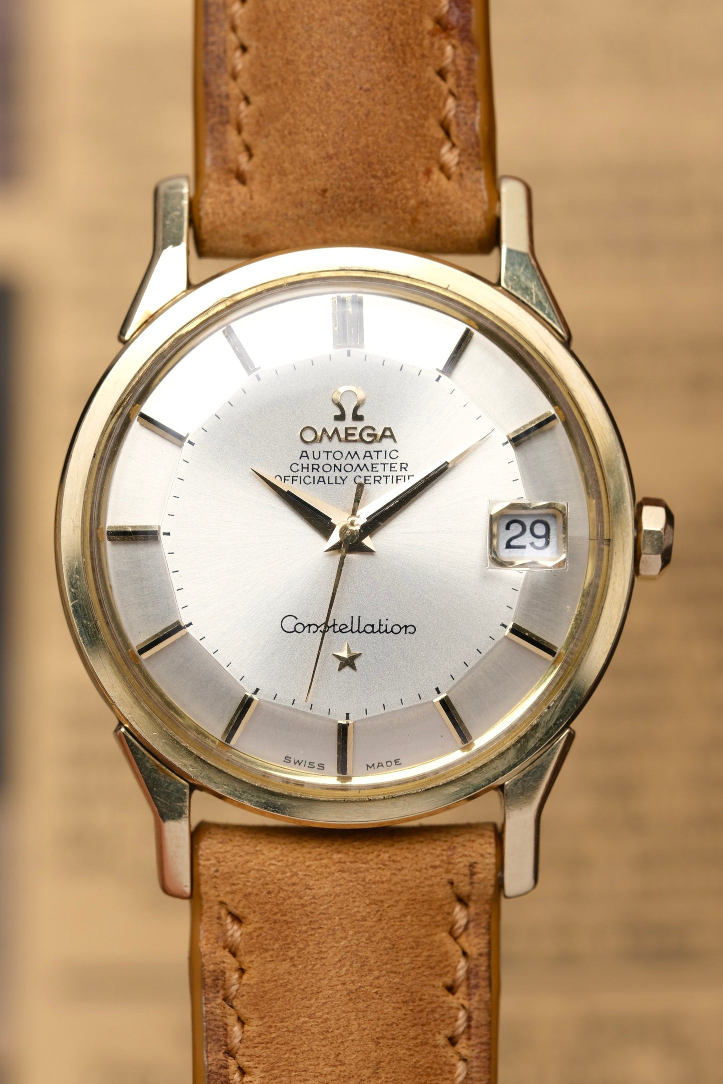 1969 OMEGA CONSTELLATION PIE PAN DOG LEG White Dial AUTOMATIC CHRONOMETER REF. 168.005