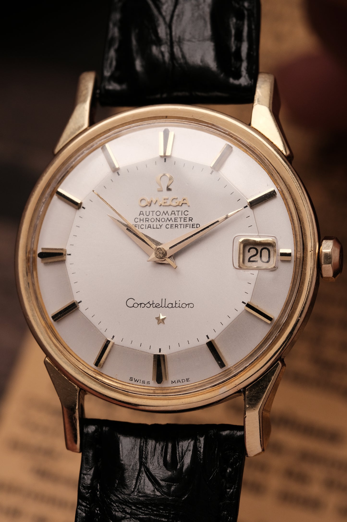 1967 OMEGA CONSTELLATION PIE PAN DOG LEG White Dial AUTOMATIC CHRONOMETER REF. 168.005
