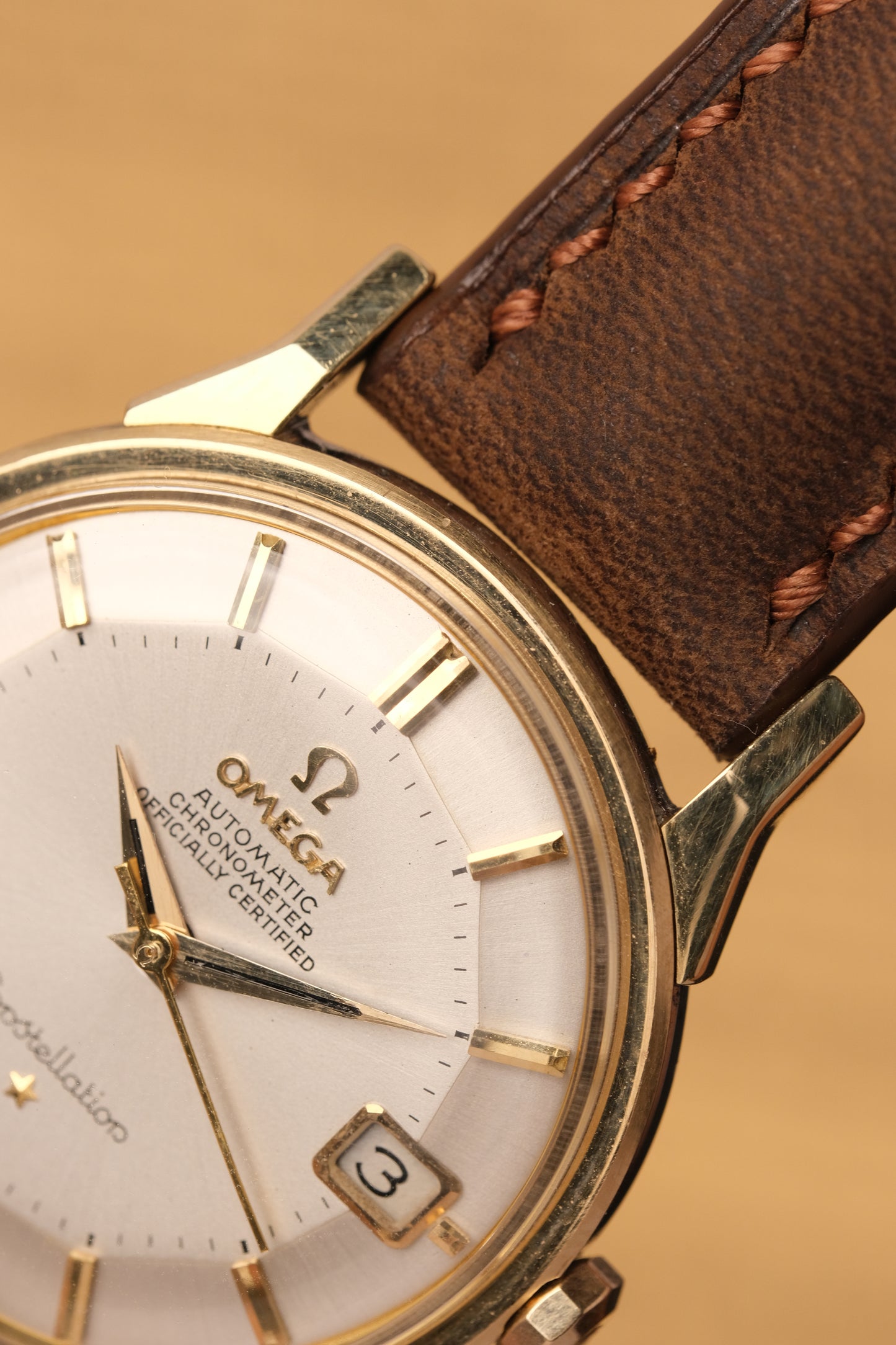 1963 OMEGA CONSTELLATION PIE PAN DOG LEG White Dial AUTOMATIC CHRONOMETER REF. 168.005