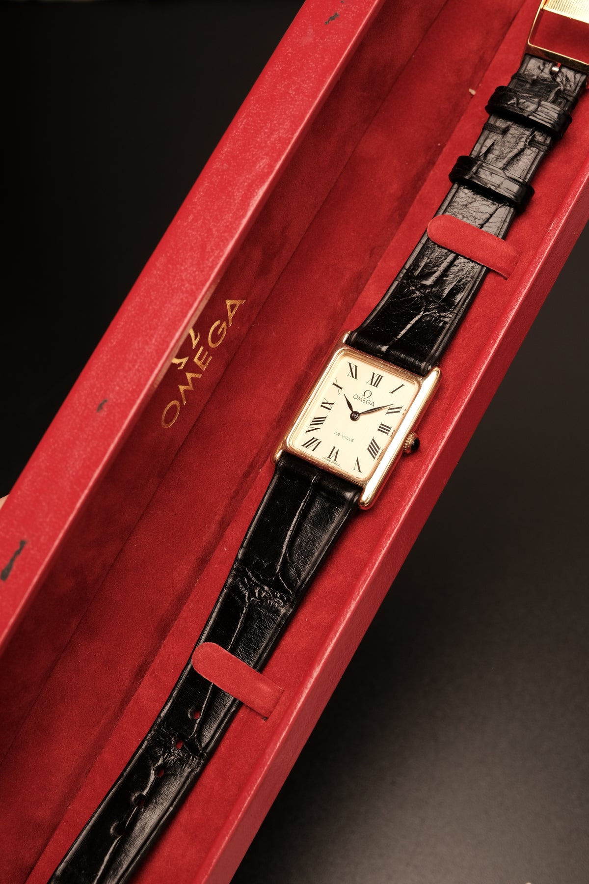 Vintage Tank OMEGA DE VILLE Roman Dial (25x31mm) Hand Windding Ref.5110404 + BOX