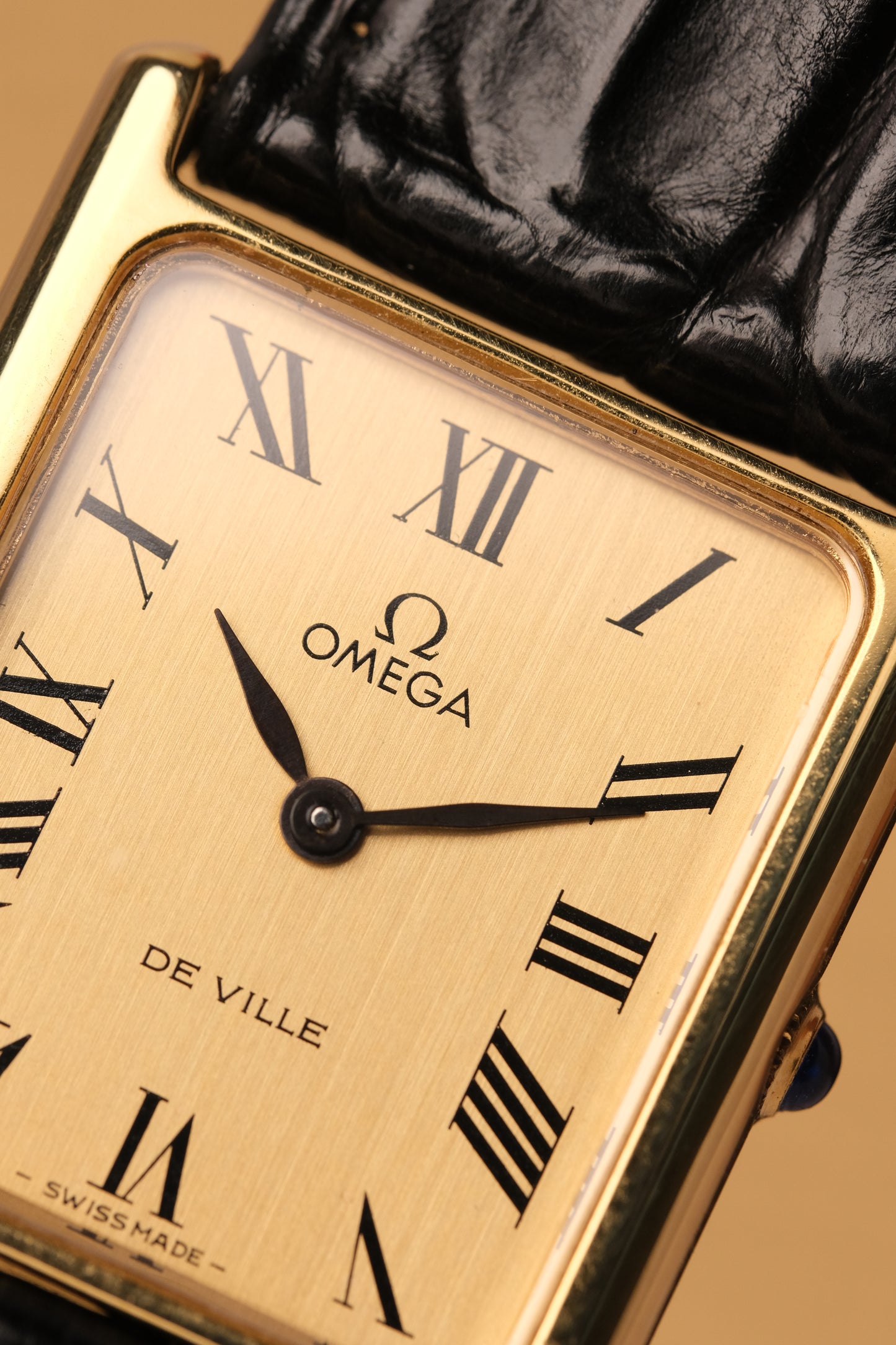 Vintage Tank OMEGA DE VILLE REF. 511.0404  Roman numerals