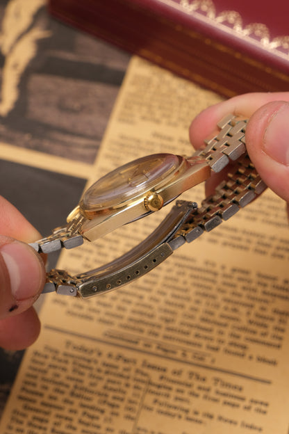 1969 OMEGA Constellation C-shape Day Chronometer Linen Champagne Dial - 168.017