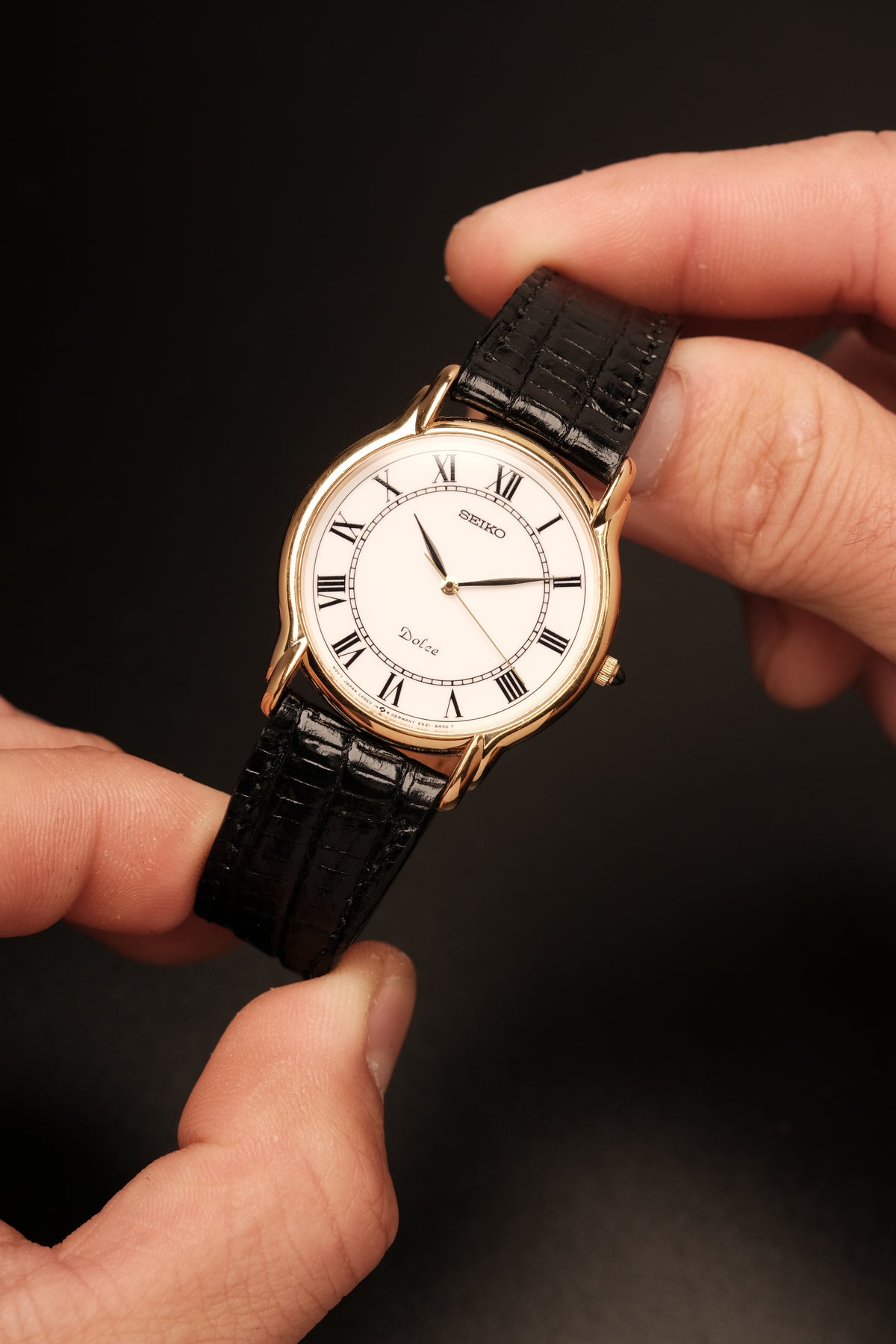 1989 Vintage  Seiko Dolce reference 5S21-8A00 Sweeping Hand 34MM