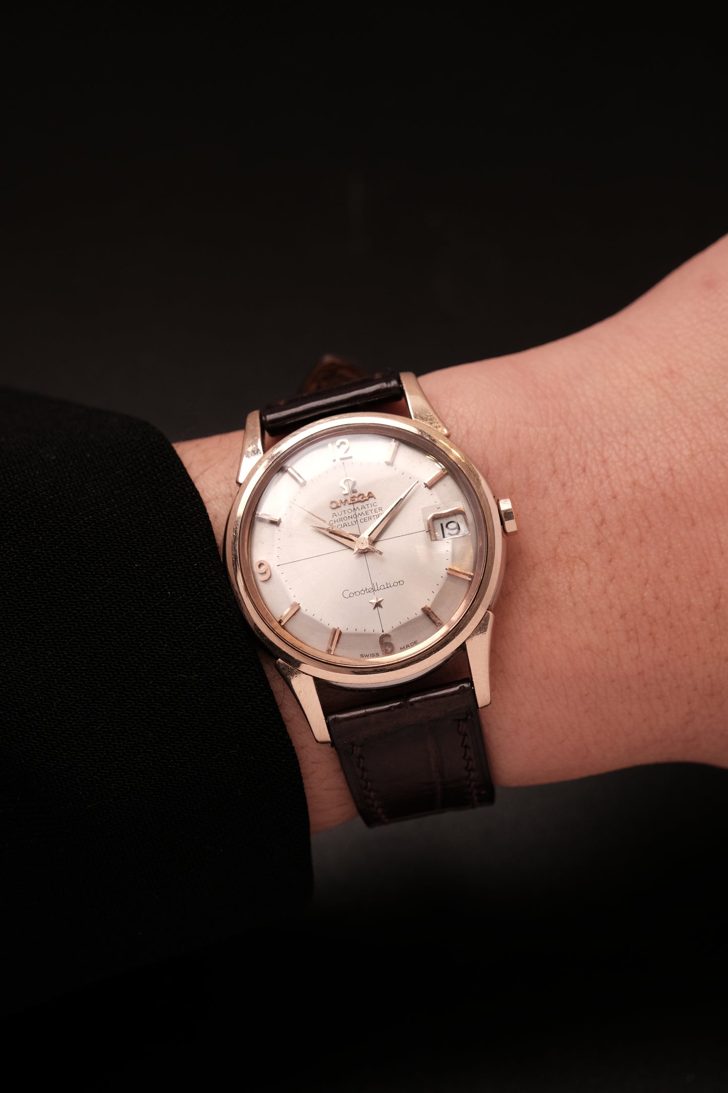 Vintage 1964 Omega Constellation Pie Pan Rose Gold Crosshair Dial  REF. 14393-10 SC (MOD CASE BACK)