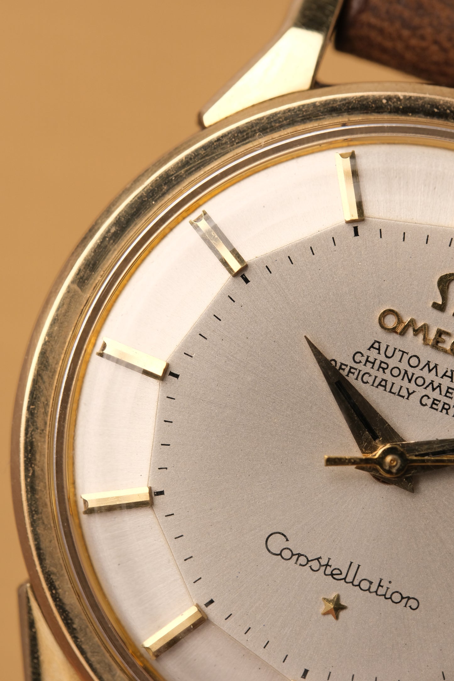 1963 OMEGA CONSTELLATION PIE PAN DOG LEG White Dial AUTOMATIC CHRONOMETER REF. 168.005