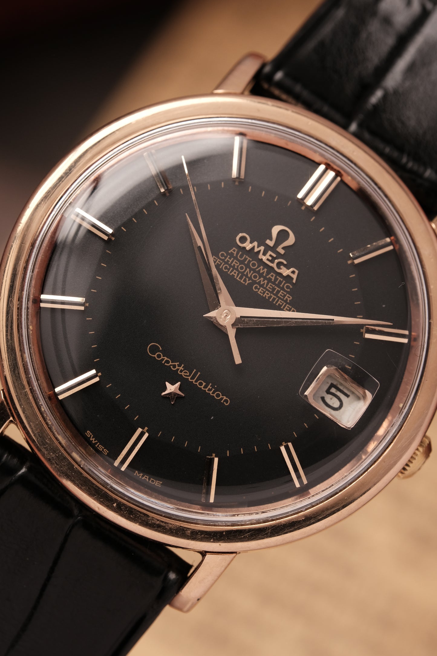 1966 OMEGA CONSTELLATION PIE PAN  Black Dial Rose Gold AUTOMATIC CHRONOMETER REF. 168.004