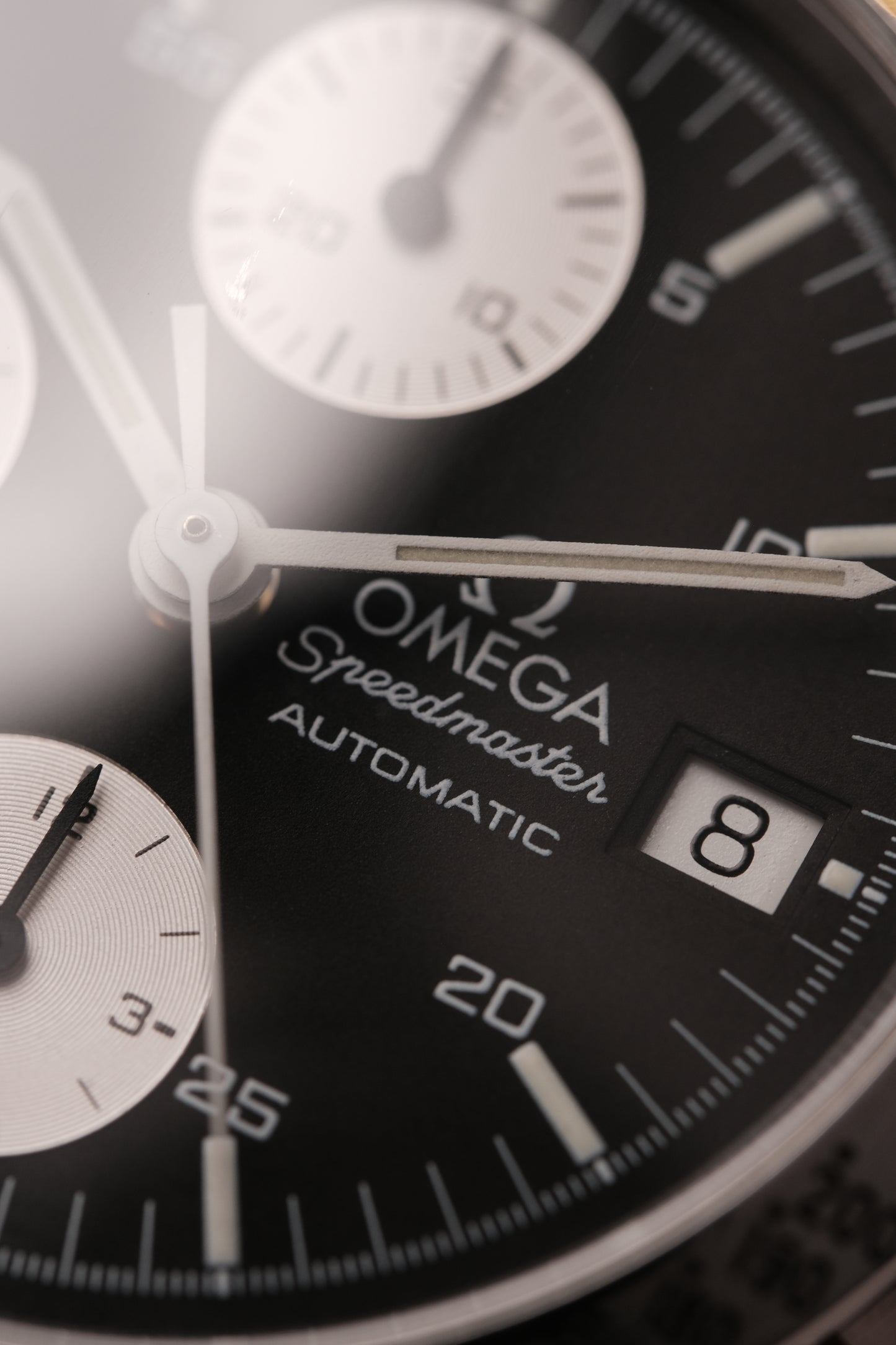 1998 Omega Speedmaster Reverse Panda Chronograph Automatic Date 3511.50 Cal. 1152