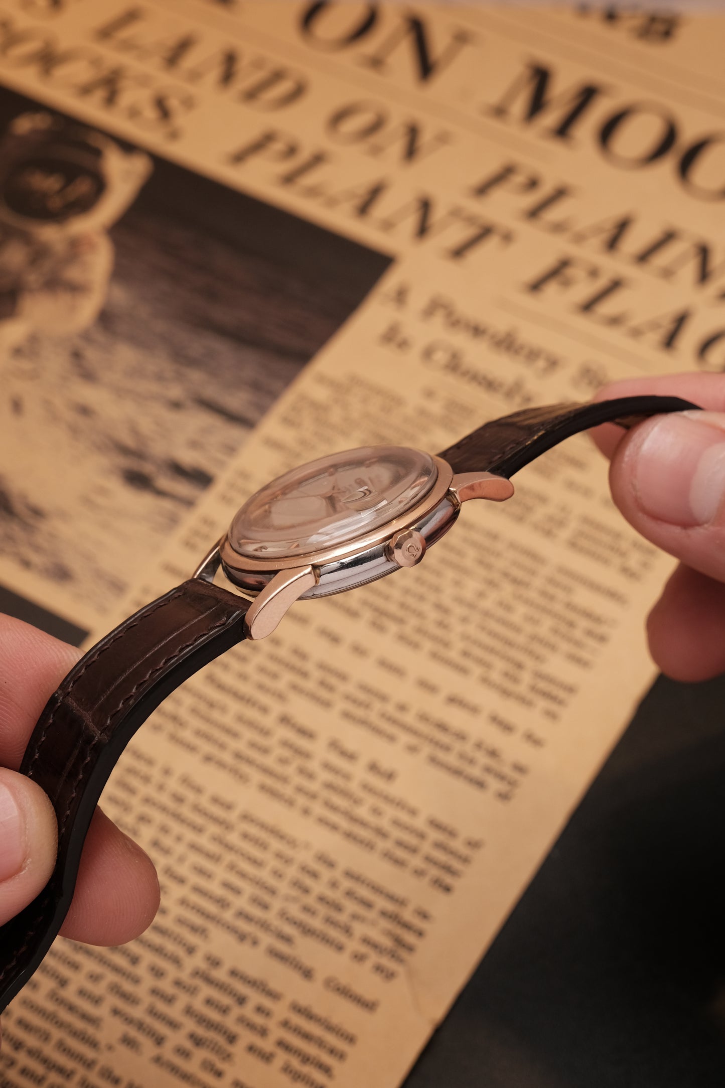 Vintage 1964 Omega Constellation Pie Pan Rose Gold Crosshair Dial  REF. 14393-10 SC (MOD CASE BACK)